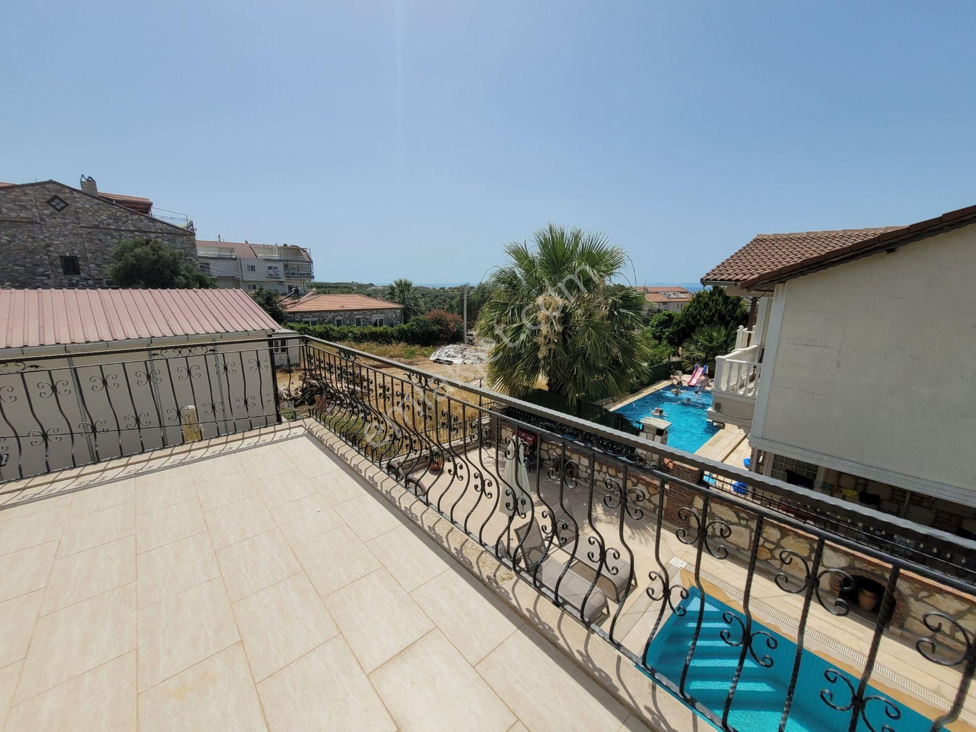 Didim Taş Evler Mevkiinde Tam Müstakil Deniz Ve Gün Batımı Manzaralı Triplex Villa - Görsel 26