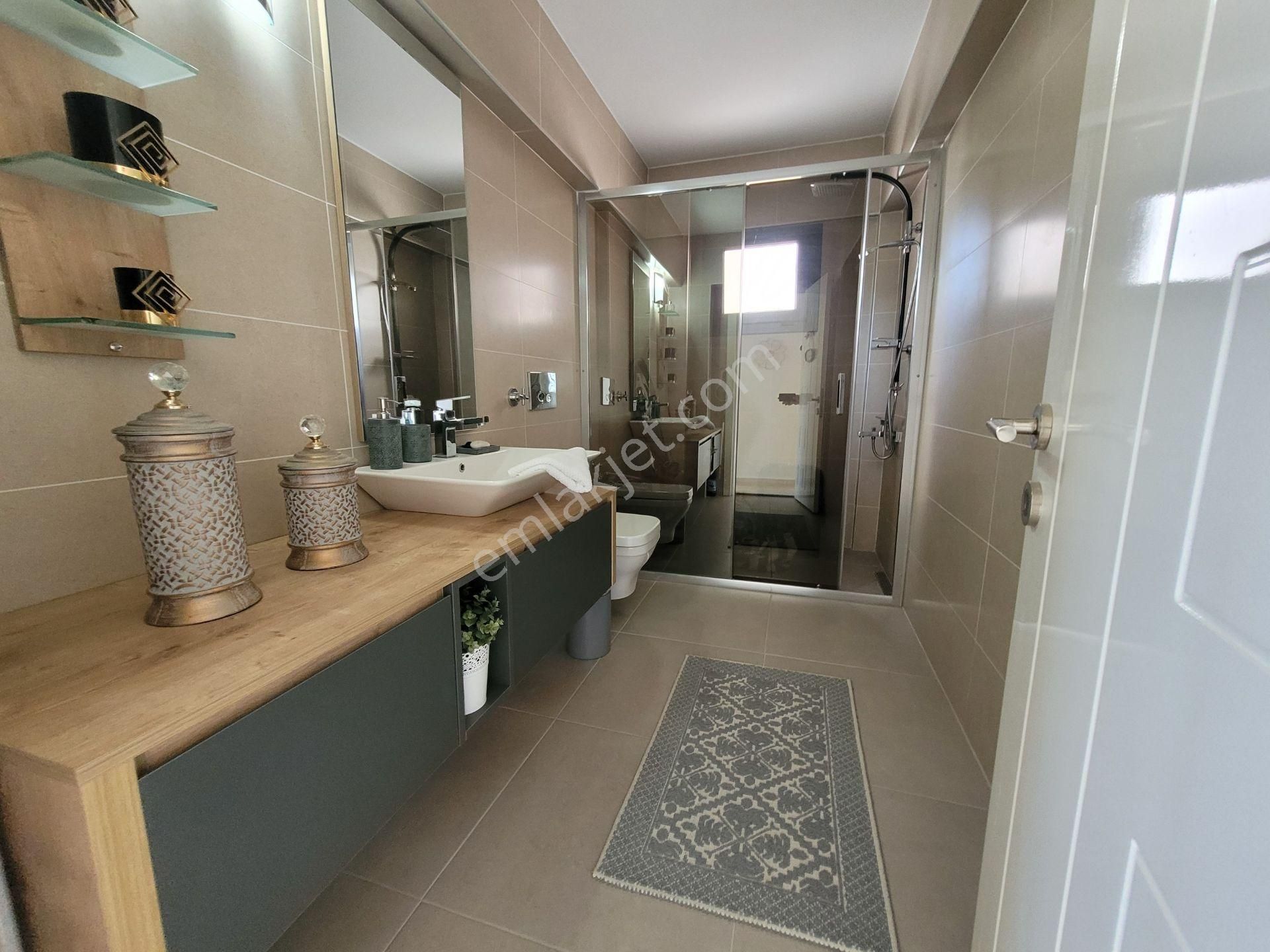 Didim Taş Evler Mevkiinde Tam Müstakil Deniz Ve Gün Batımı Manzaralı Triplex Villa - Görsel 19