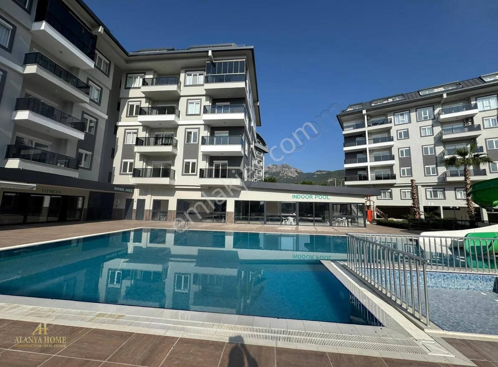 Oba' Full Aktivite 1+1 Full Eşyalı Çift Balkonlu Havuz Manzaralı - Görsel 2