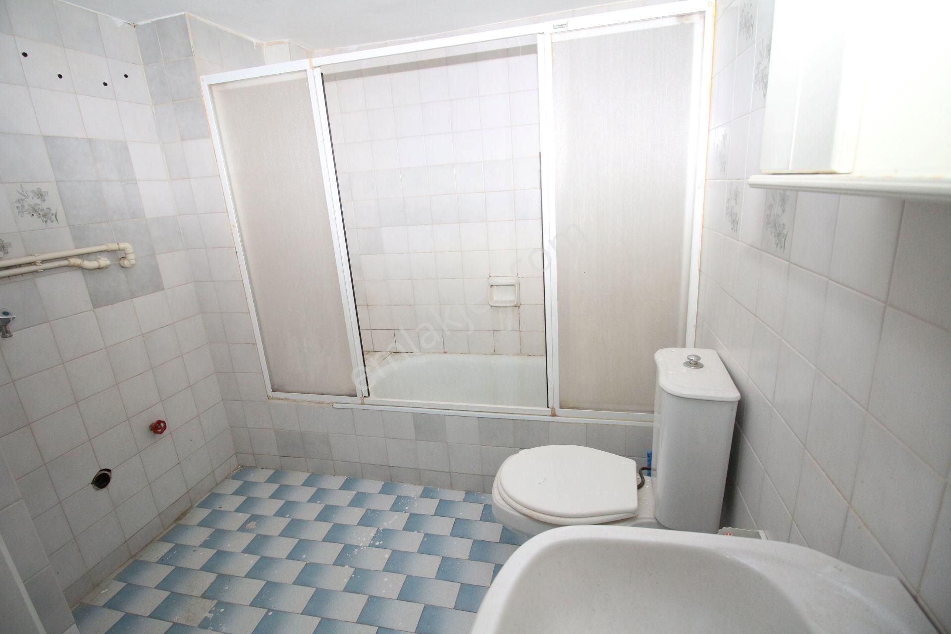 Polat Cad. Yakını Arakat Doğalgazlı Geniş Daire - Görsel 19