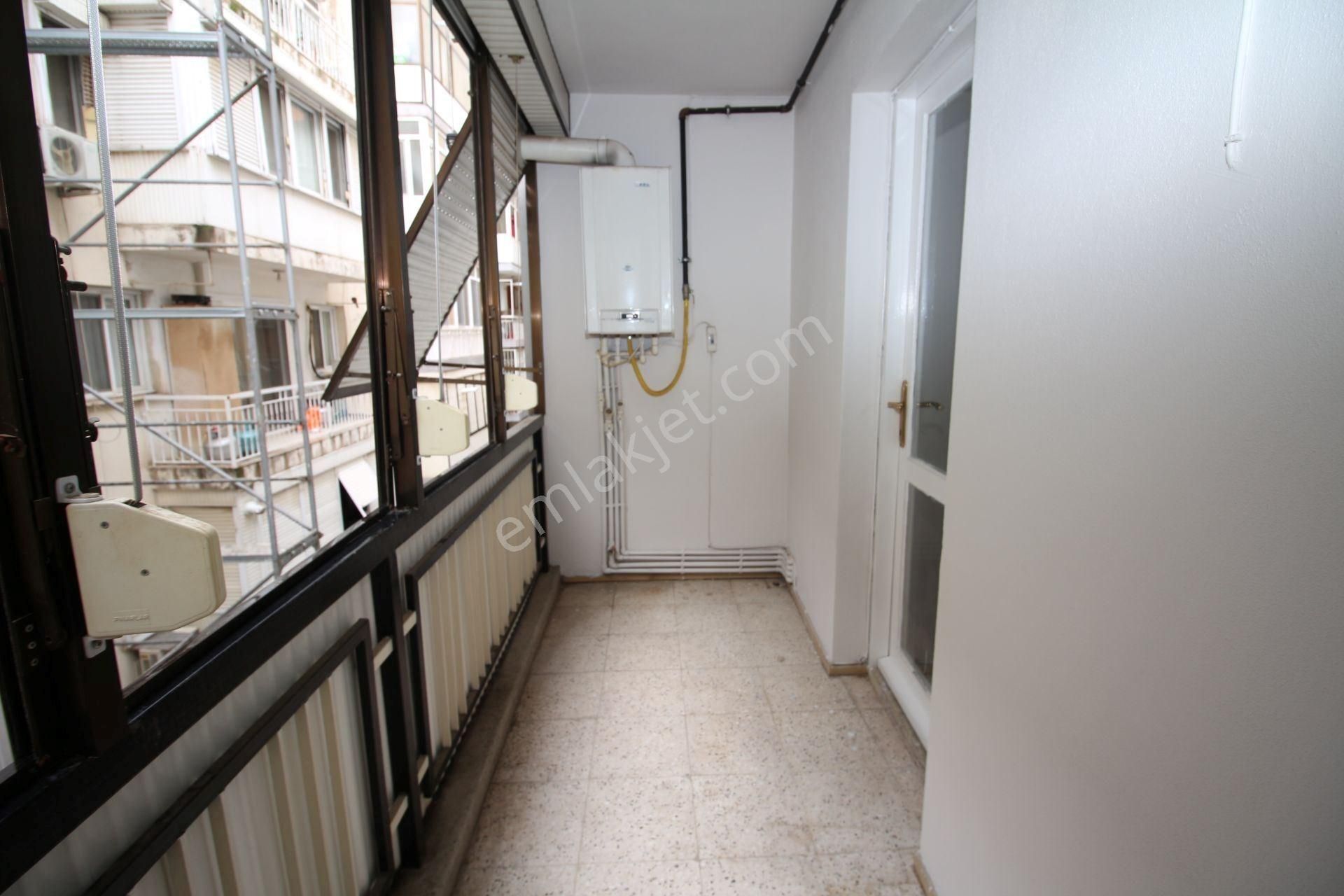 Polat Cad. Yakını Arakat Doğalgazlı Geniş Daire - Görsel 29