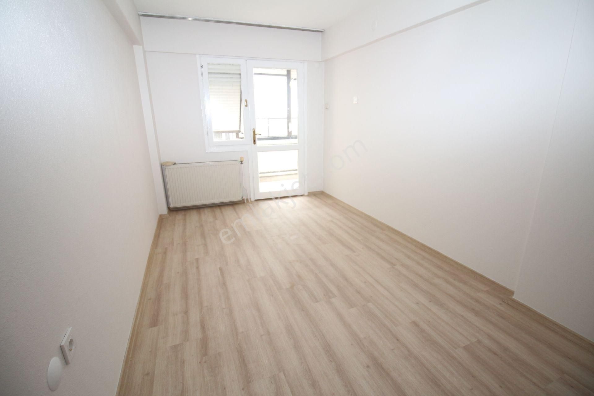 Polat Cad. Yakını Arakat Doğalgazlı Geniş Daire - Görsel 26