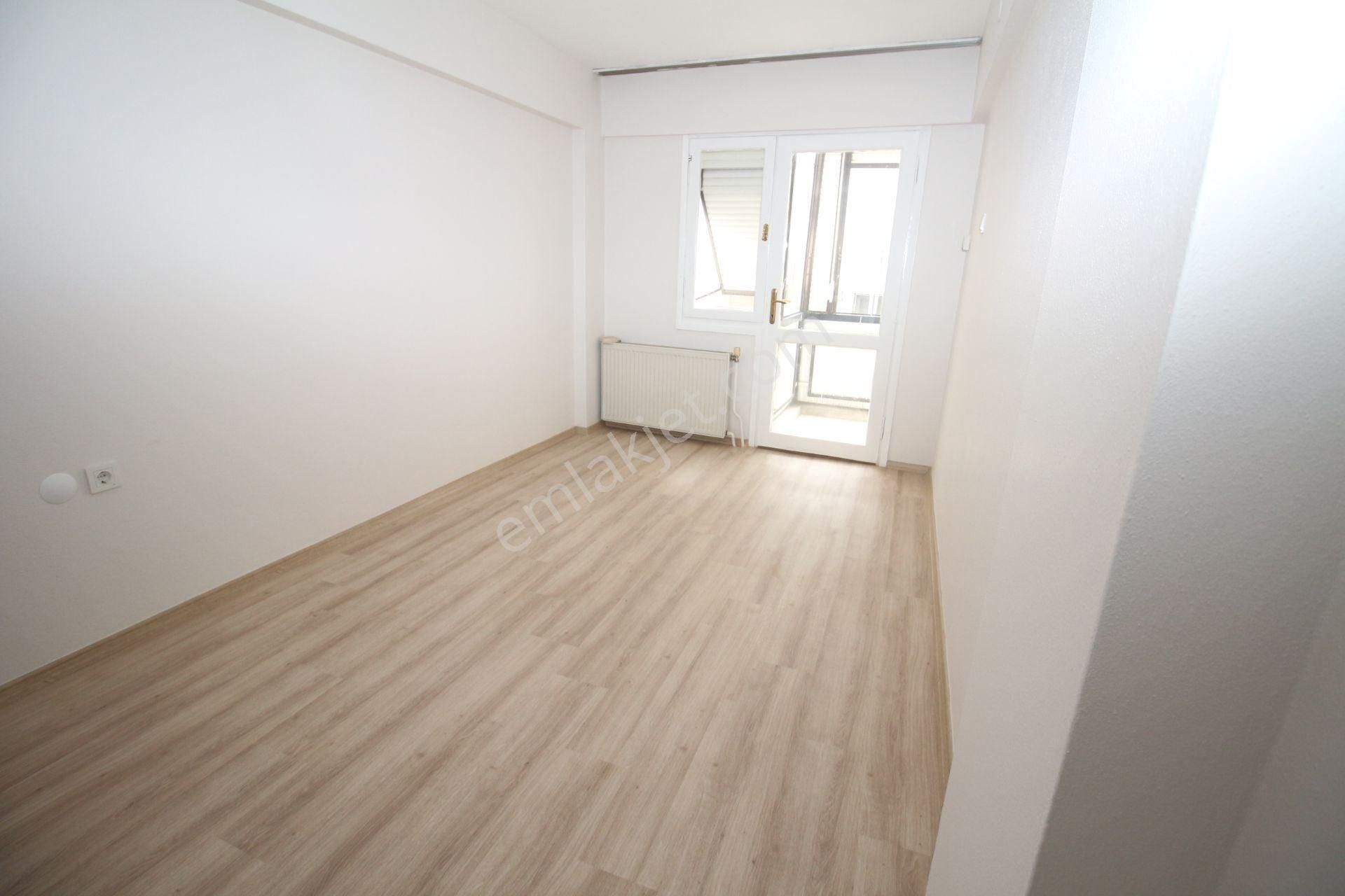 Polat Cad. Yakını Arakat Doğalgazlı Geniş Daire - Görsel 25