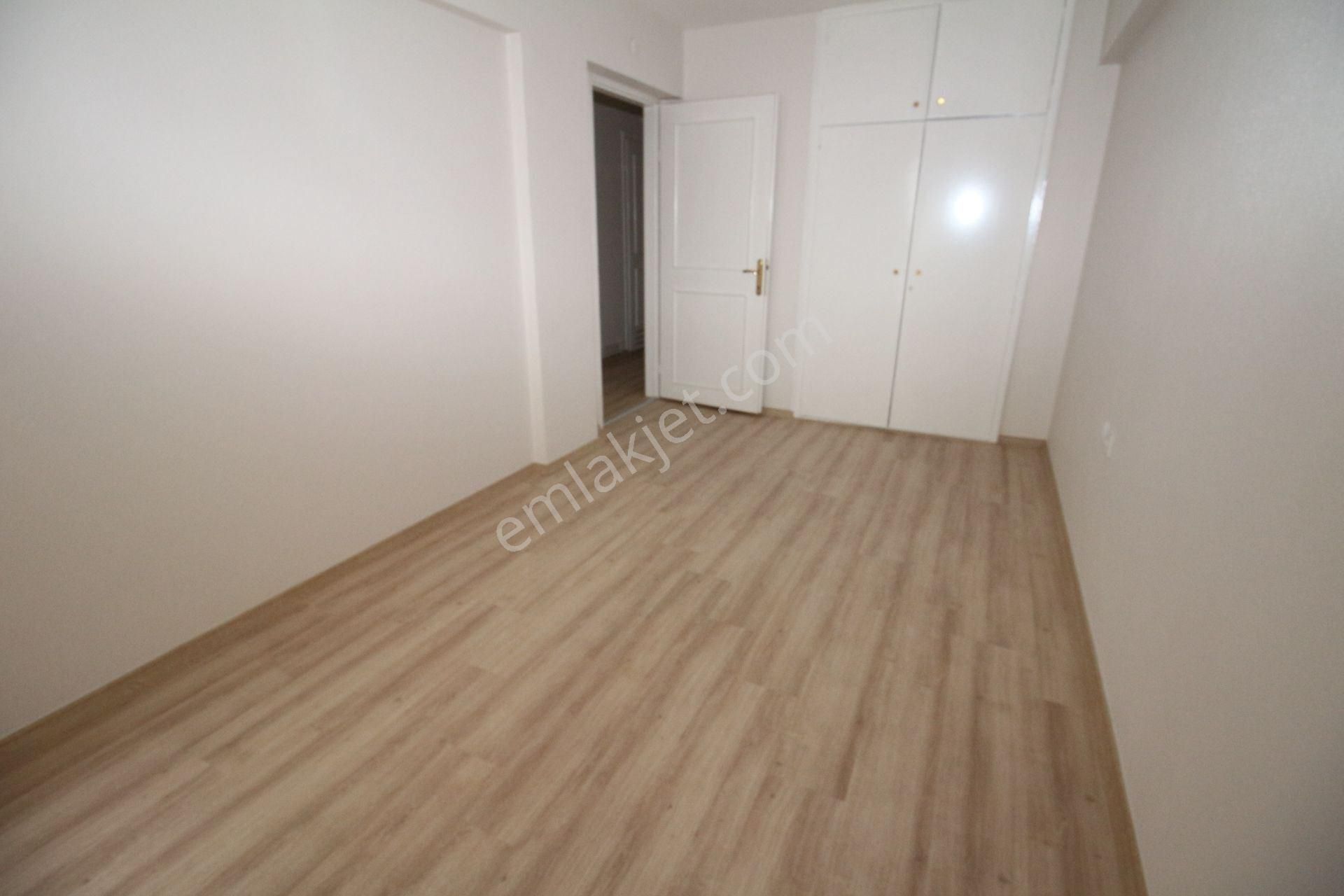 Polat Cad. Yakını Arakat Doğalgazlı Geniş Daire - Görsel 27