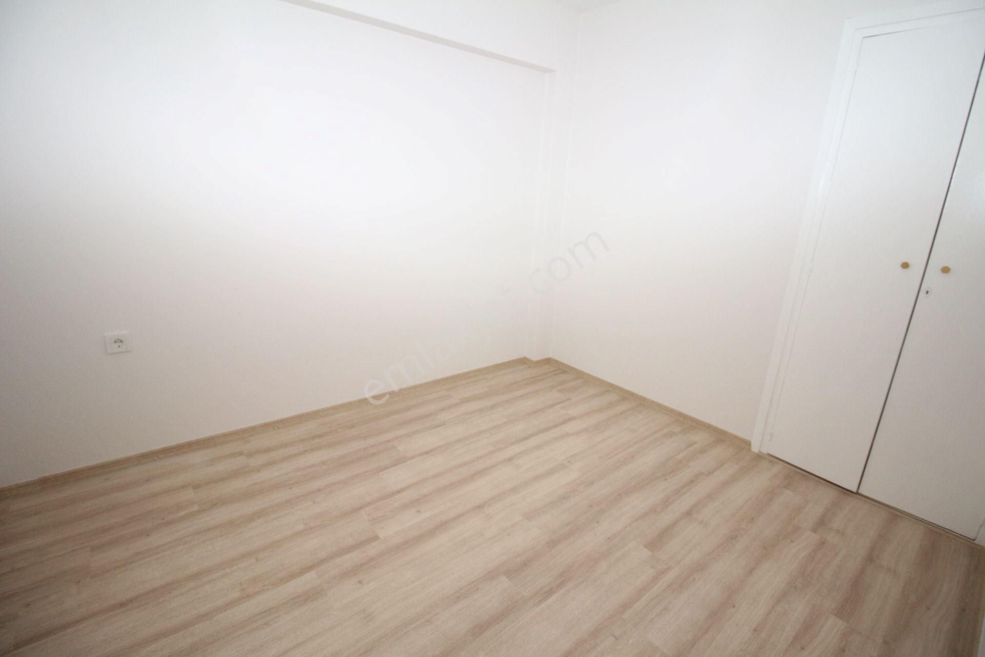 Polat Cad. Yakını Arakat Doğalgazlı Geniş Daire - Görsel 20