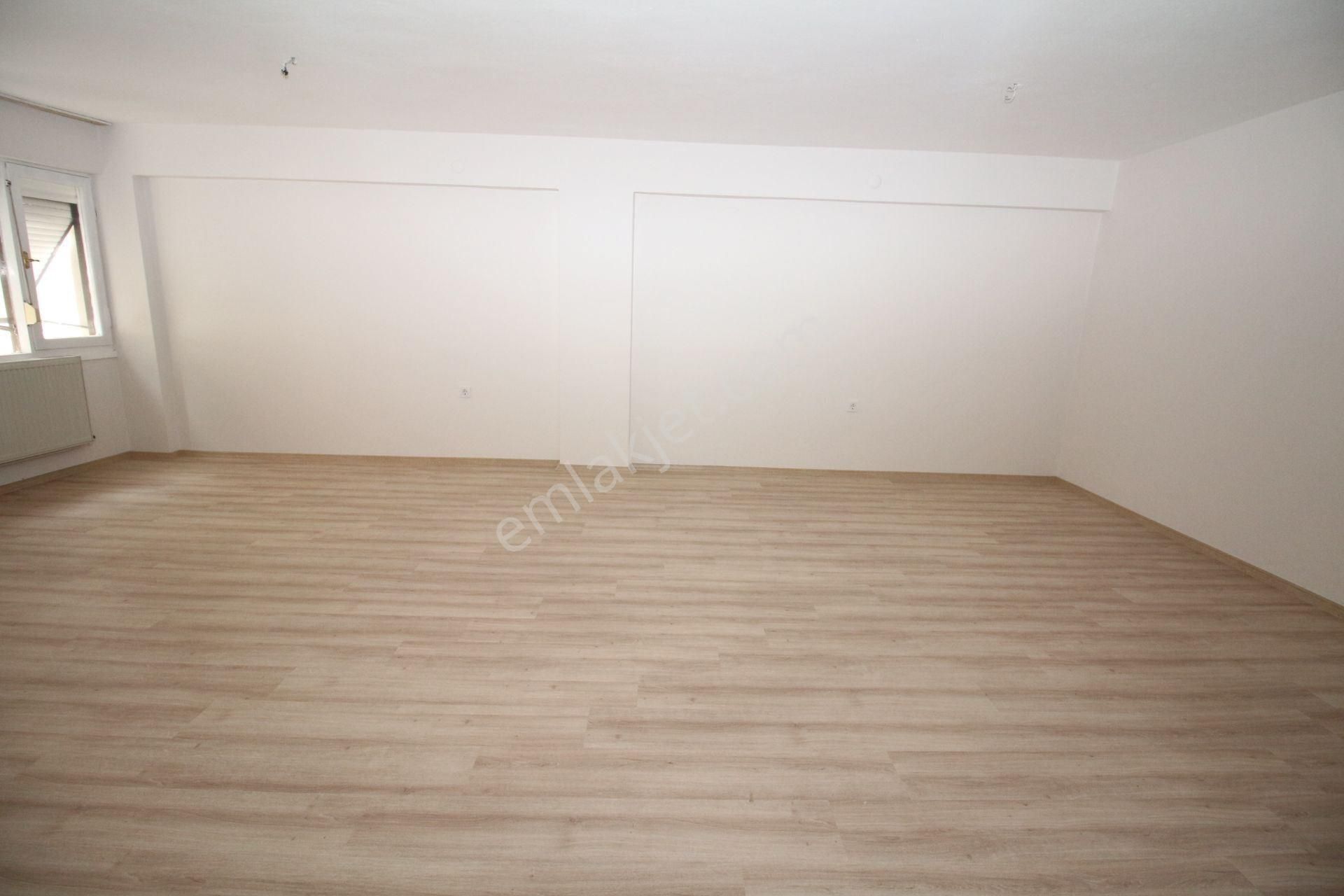 Polat Cad. Yakını Arakat Doğalgazlı Geniş Daire - Görsel 3