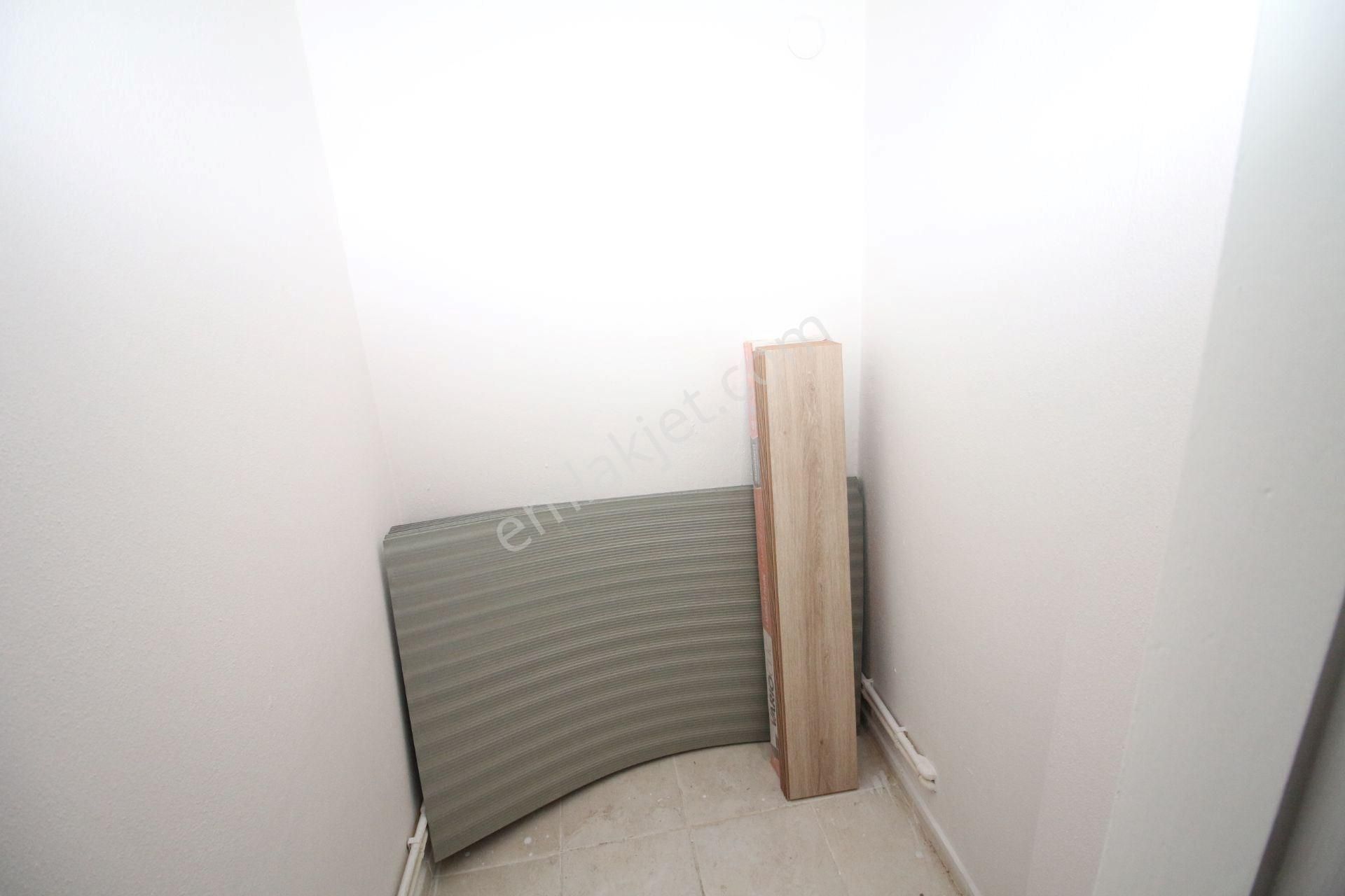 Polat Cad. Yakını Arakat Doğalgazlı Geniş Daire - Görsel 24