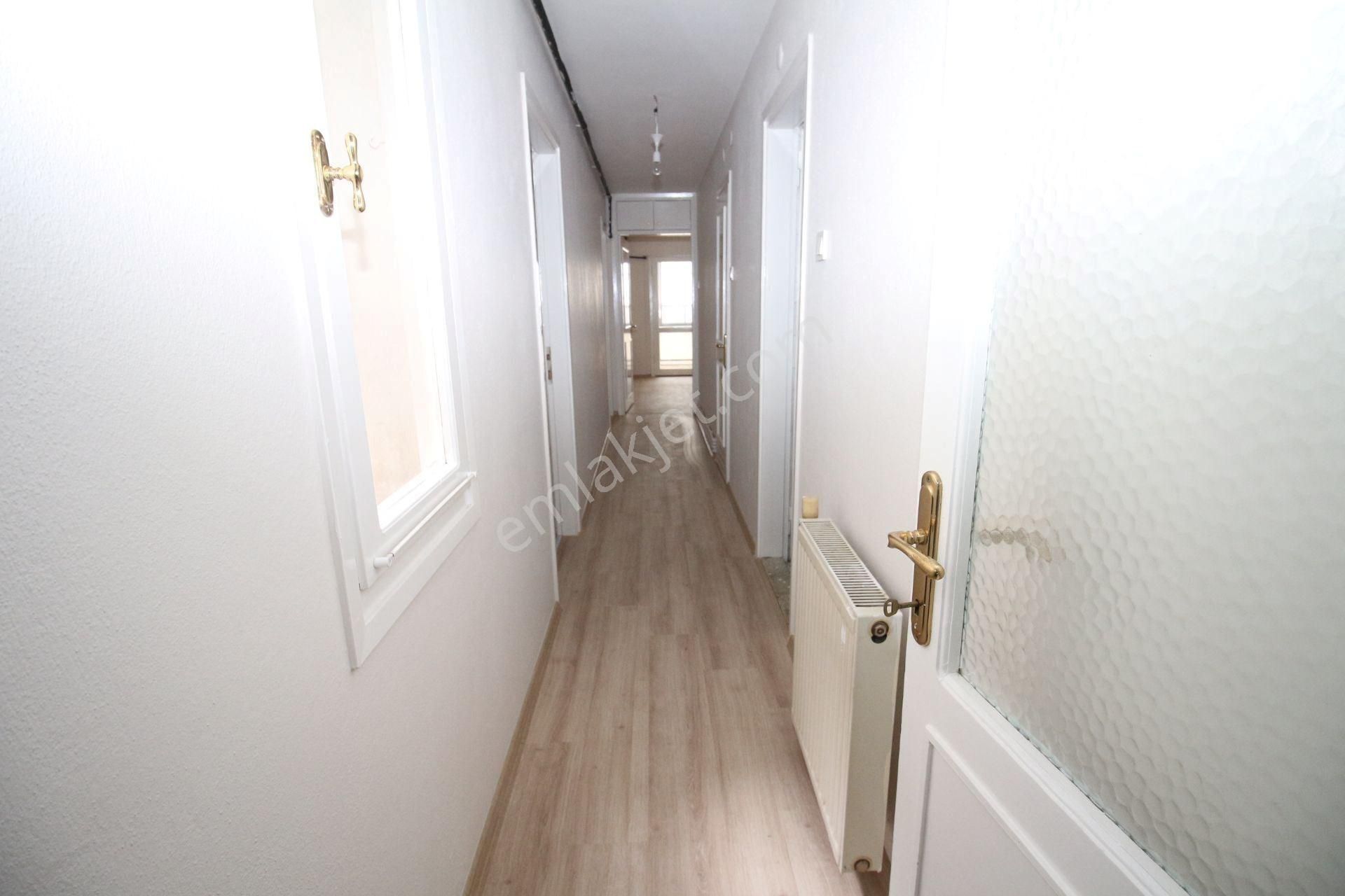 Polat Cad. Yakını Arakat Doğalgazlı Geniş Daire - Görsel 17