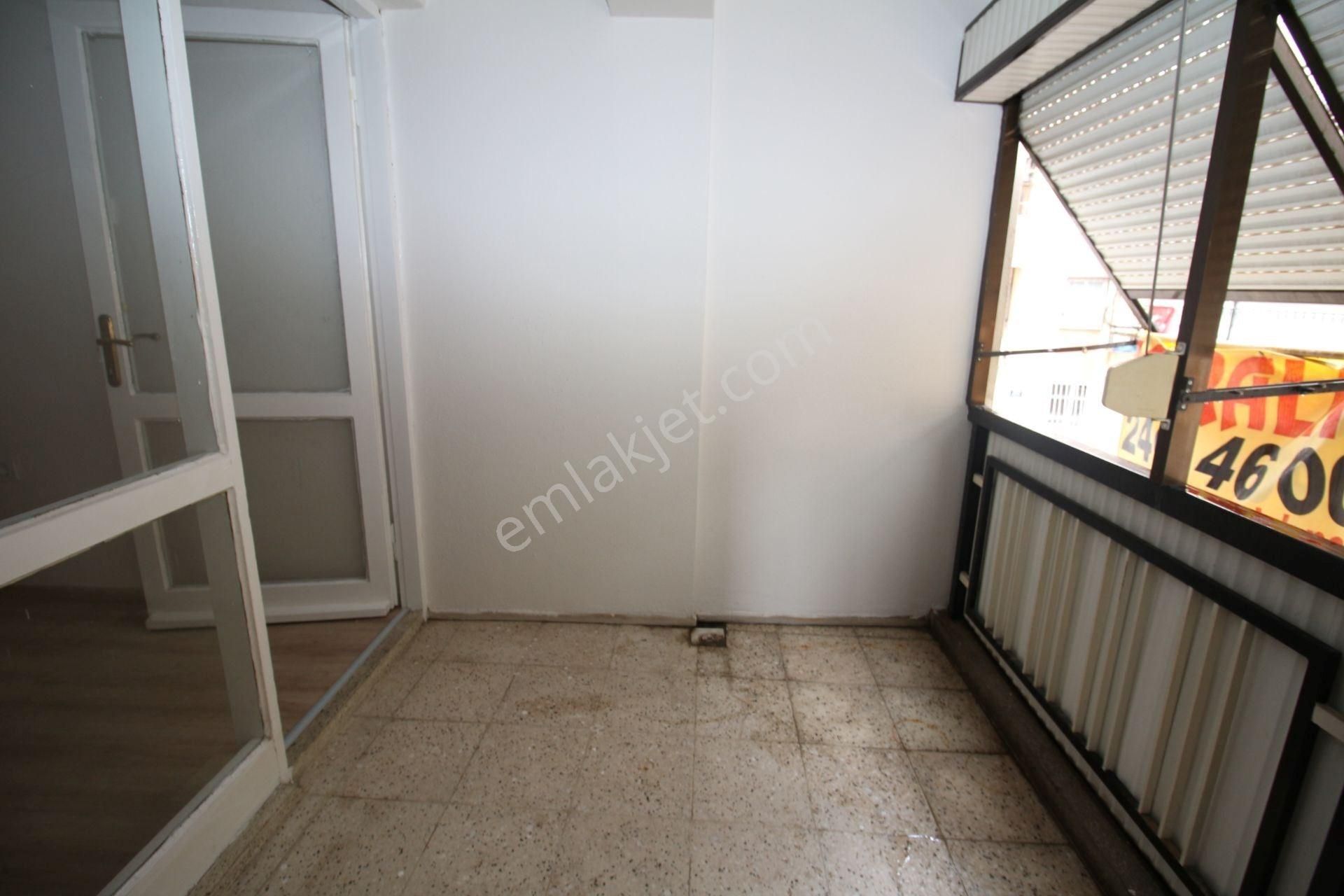 Polat Cad. Yakını Arakat Doğalgazlı Geniş Daire - Görsel 9