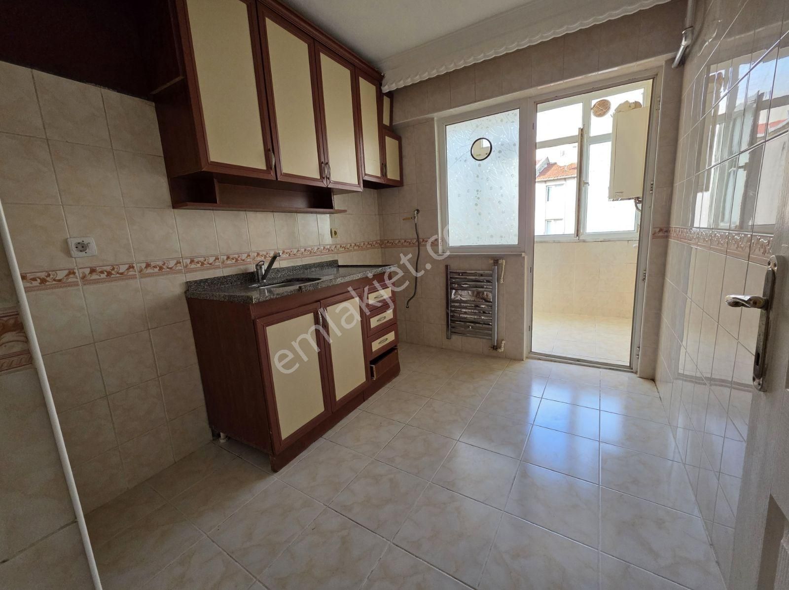 Şeyhsinan Muhtarlığı Civari 3+1 135m² Asansörlü İskanlı Daire!!! - Görsel 10