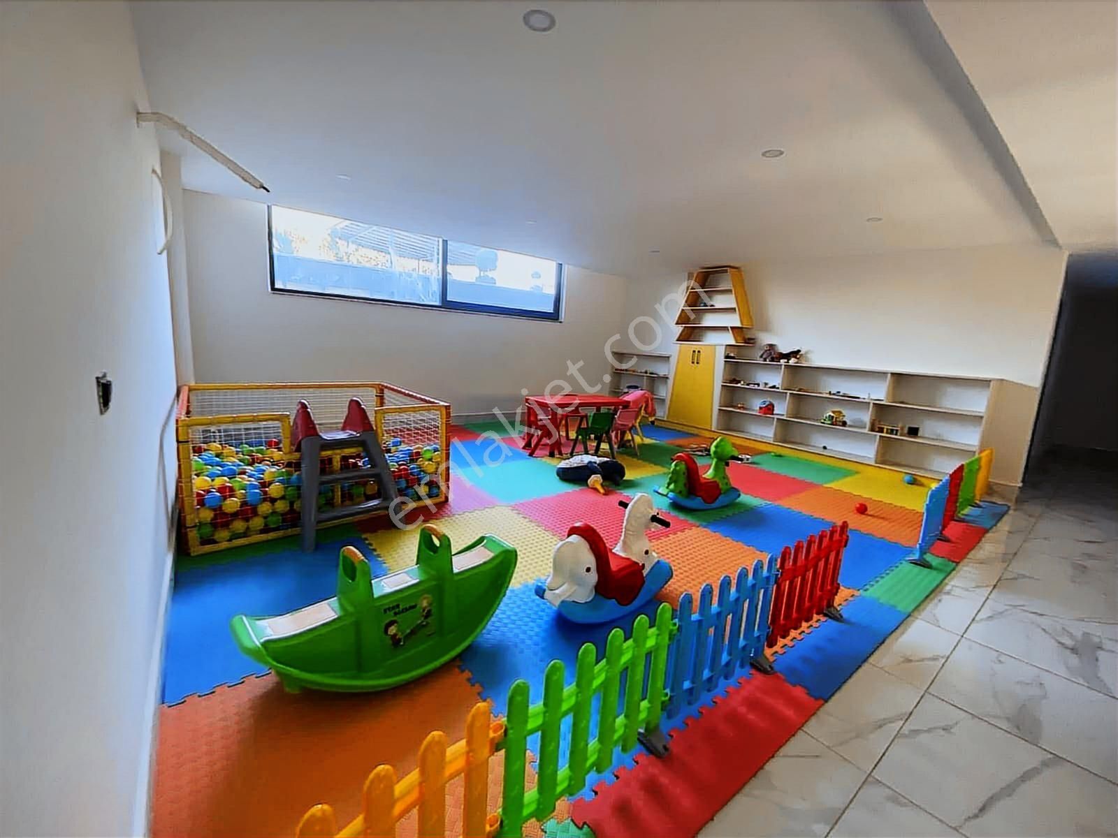 Familypark Sitesinde Full Eşyalı 1+1 Köşe Daire - Görsel 5
