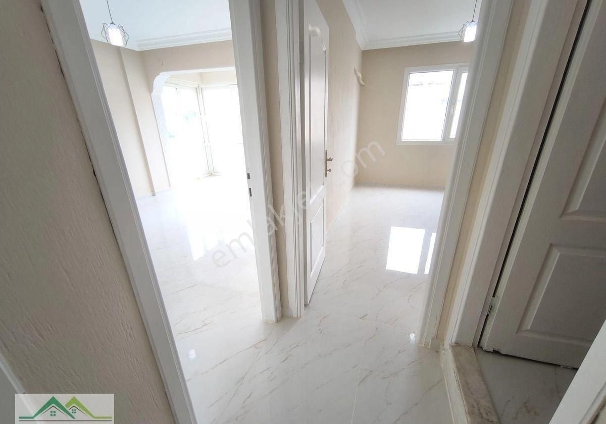 Seferihisar Ürkmez’de Satılık Ara Kat Masrafsız 2 + 1 Daire - Görsel 11