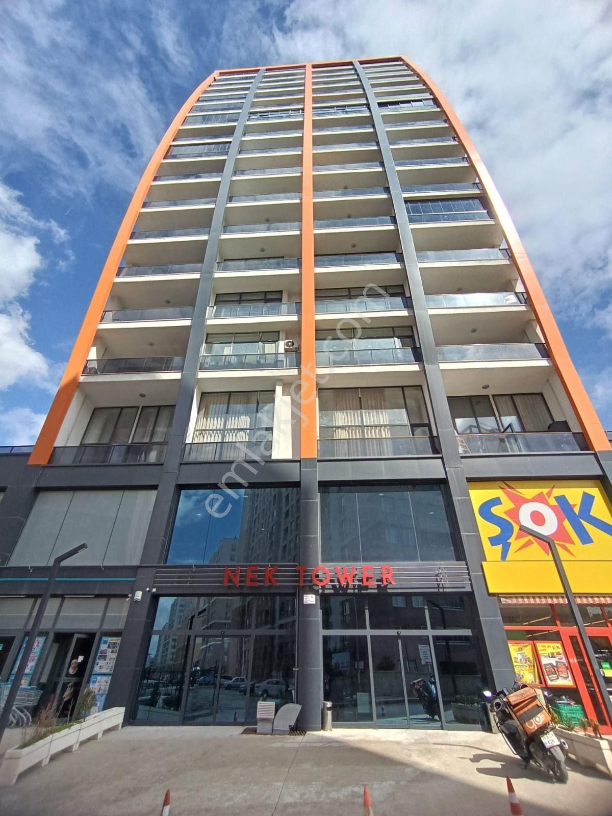 Nek Tower Plazada Güvenlikli Manzaralı 1+1 Satılık Home Ofis - Görsel 16