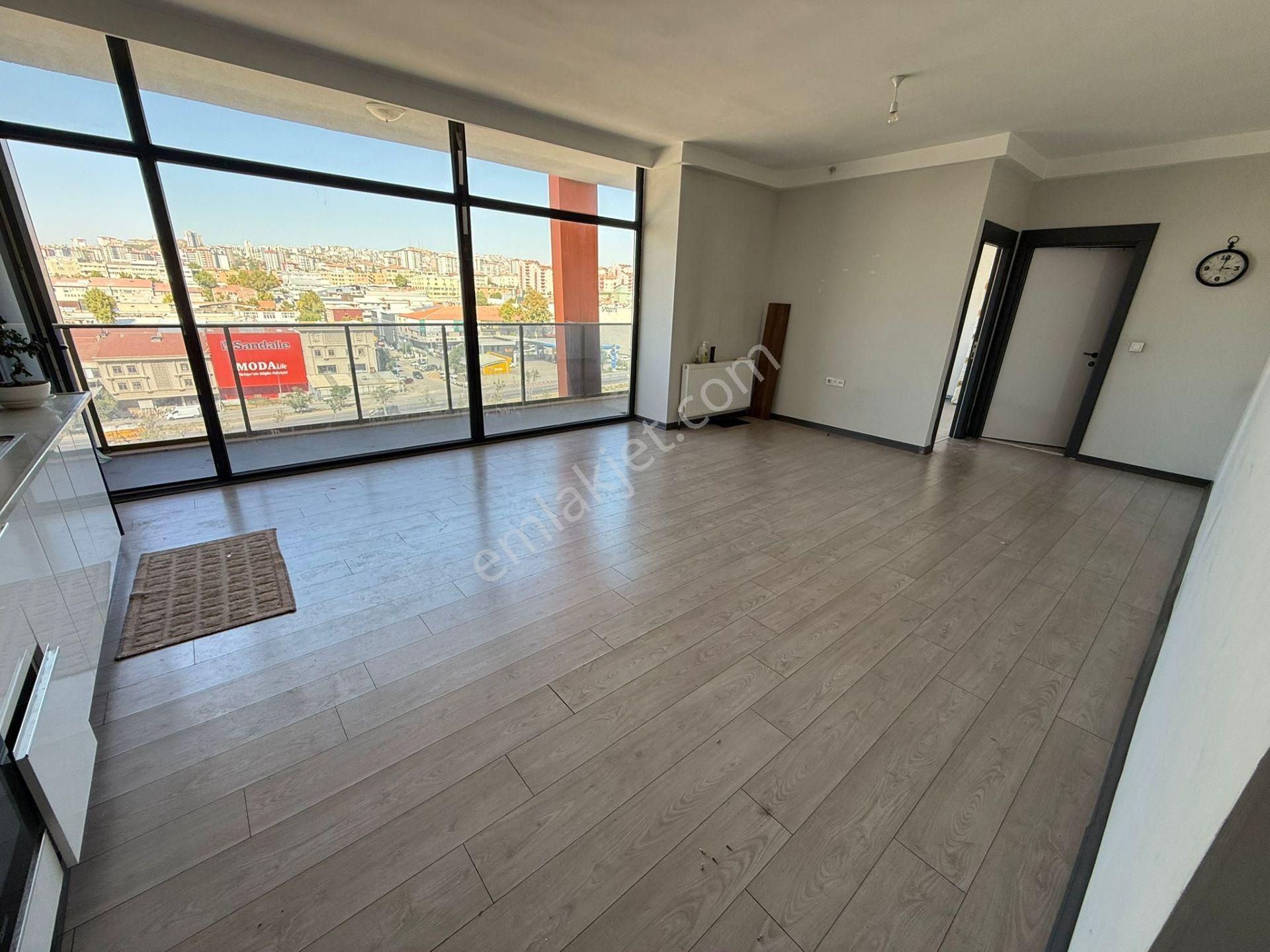 Nek Tower Plazada Güvenlikli Manzaralı 1+1 Satılık Home Ofis - Görsel 2