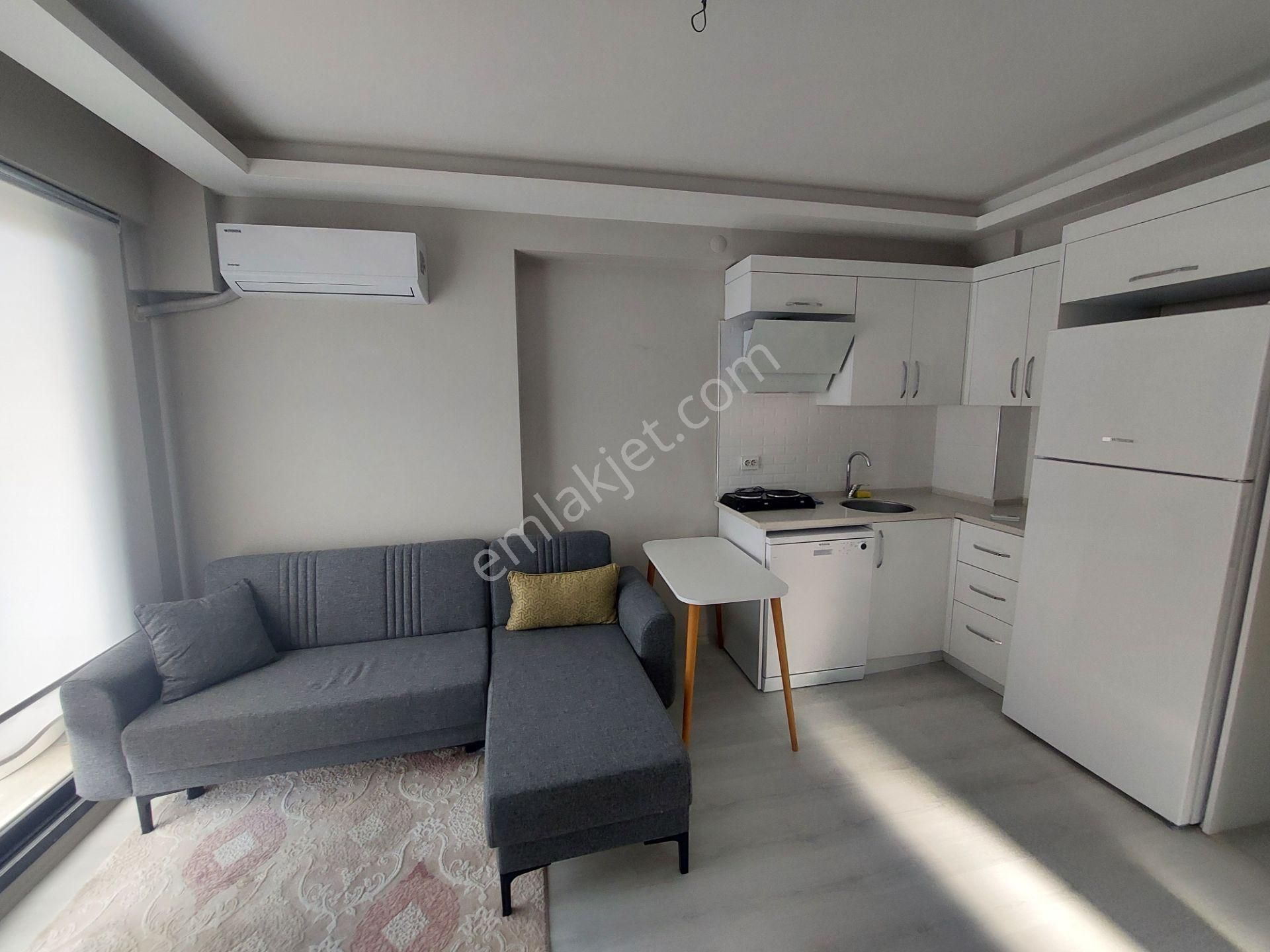 Havuzlu Site İçerisinde Sıfır Eşyalı Sıfır Lüks 1+1 Daire - Görsel 20