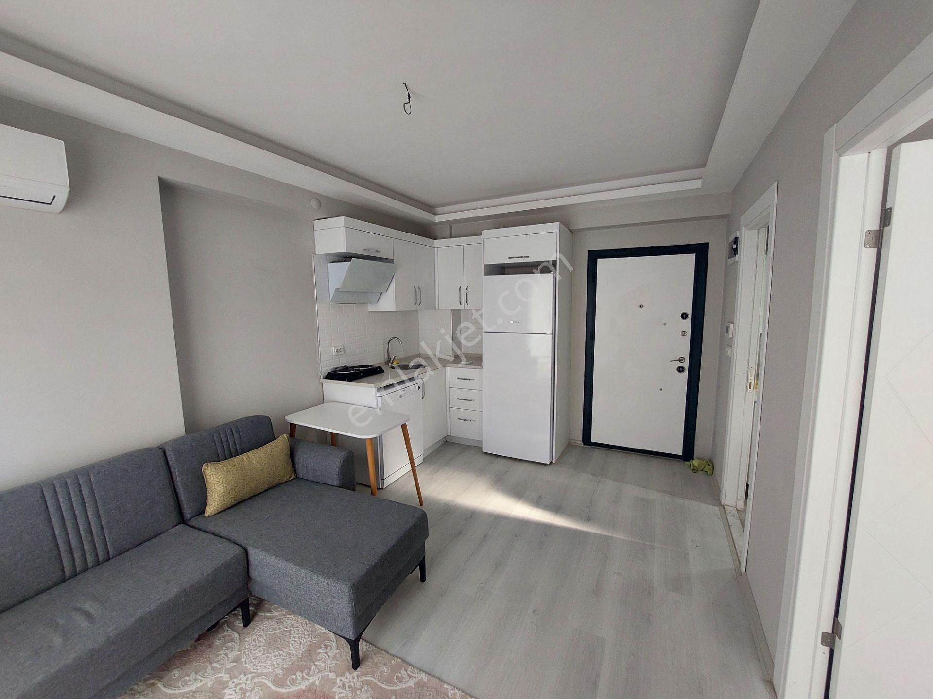 Havuzlu Site İçerisinde Sıfır Eşyalı Sıfır Lüks 1+1 Daire - Görsel 14