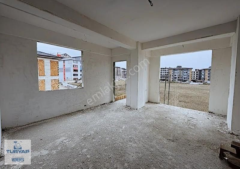 Yalova Kadıköy Kadı Caddesi'nde 2+1 Satılık Daire - Görsel 2