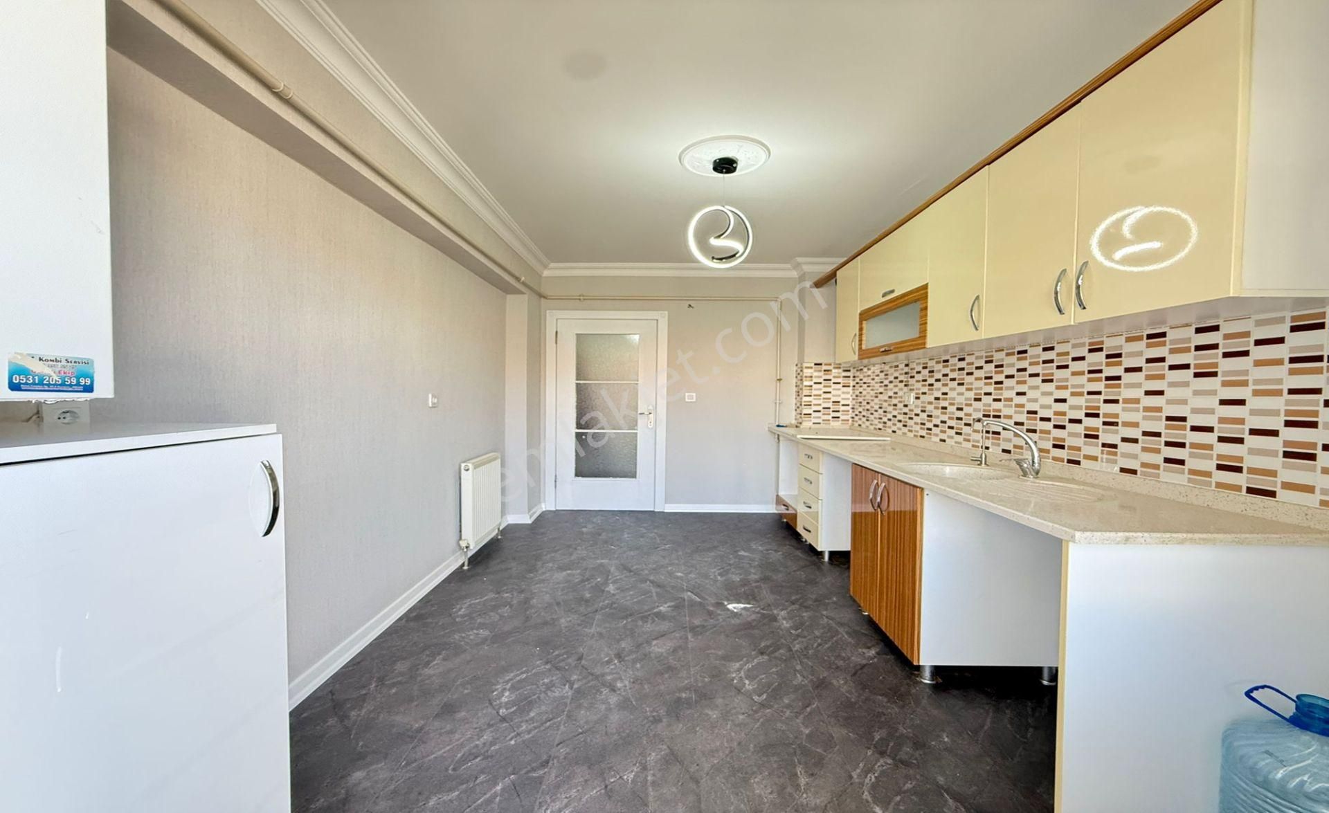 Çok Acil'den Kanuni Mh.katta 3+1 Asansorlu Kiralık Daire! - Görsel 5