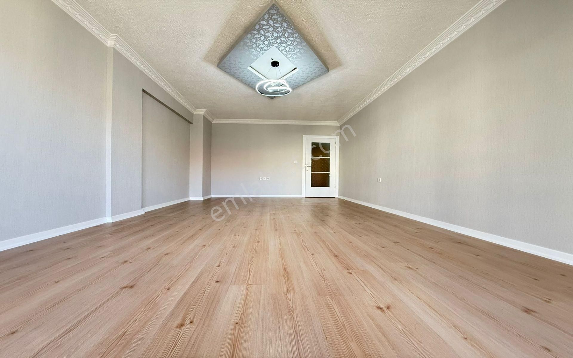 Çok Acil'den Kanuni Mh.katta 3+1 Asansorlu Kiralık Daire! - Görsel 8