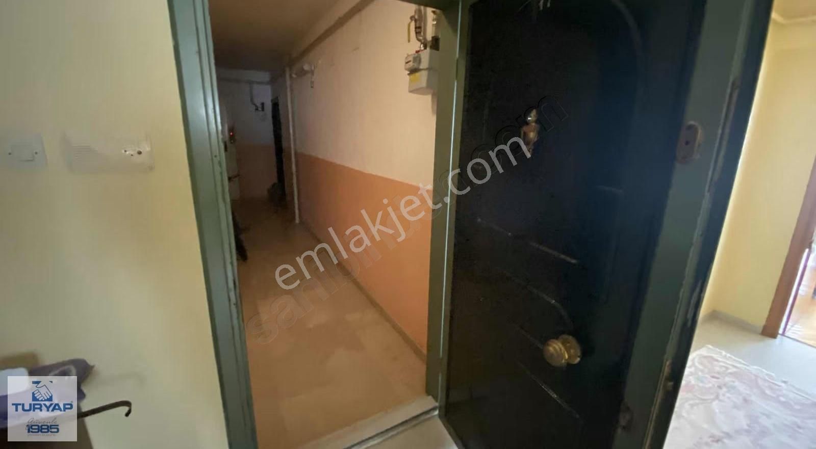 Adnan Menderes Te 2.kat Asansörlü 3.+1 Daire - Görsel 6