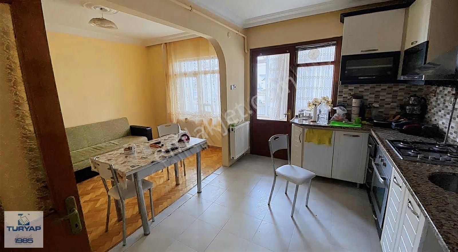 Adnan Menderes Te 2.kat Asansörlü 3.+1 Daire - Görsel 15