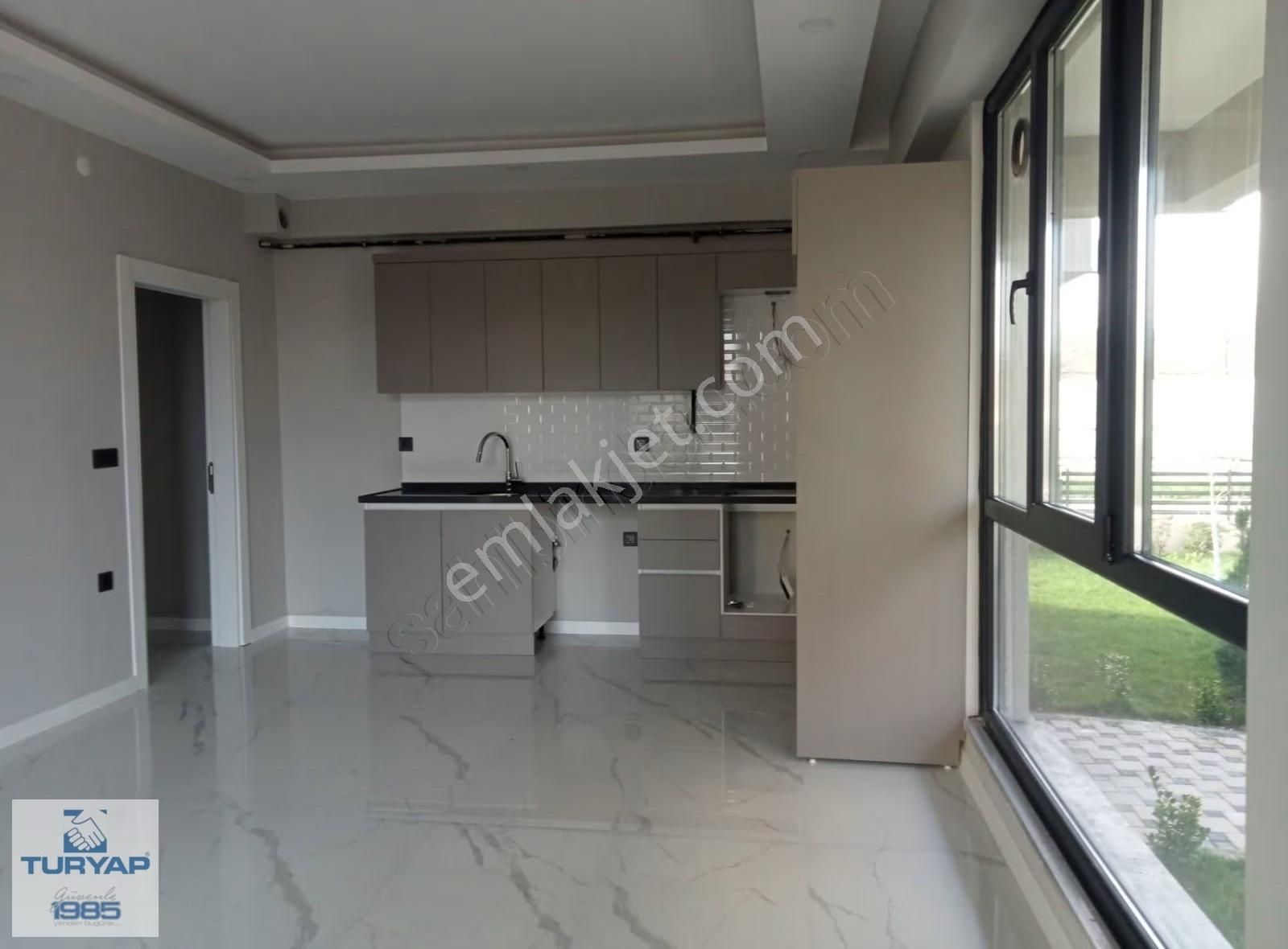 Kadıköy'de Butik Site İçerisinde 2+1 Daire - Görsel 12