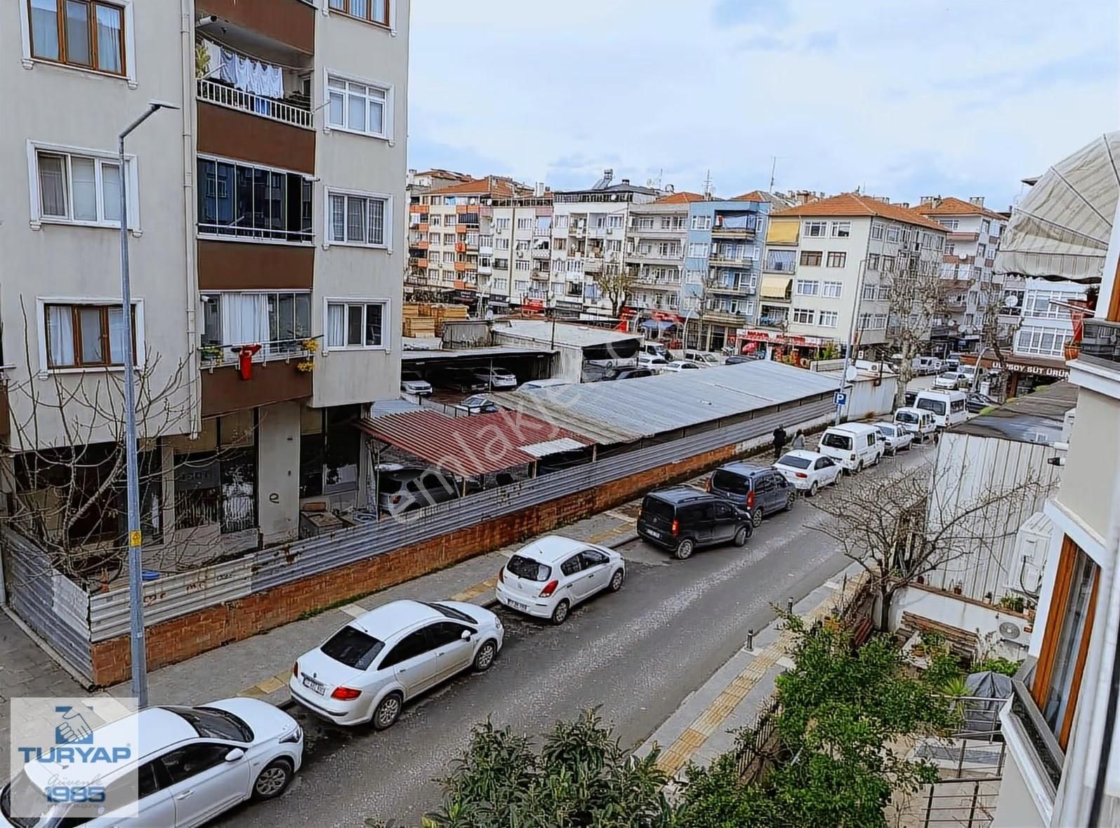 Yalova Merkez F.çakmak Mahallesi'nde Satılık 2+1 Daire - Görsel 6