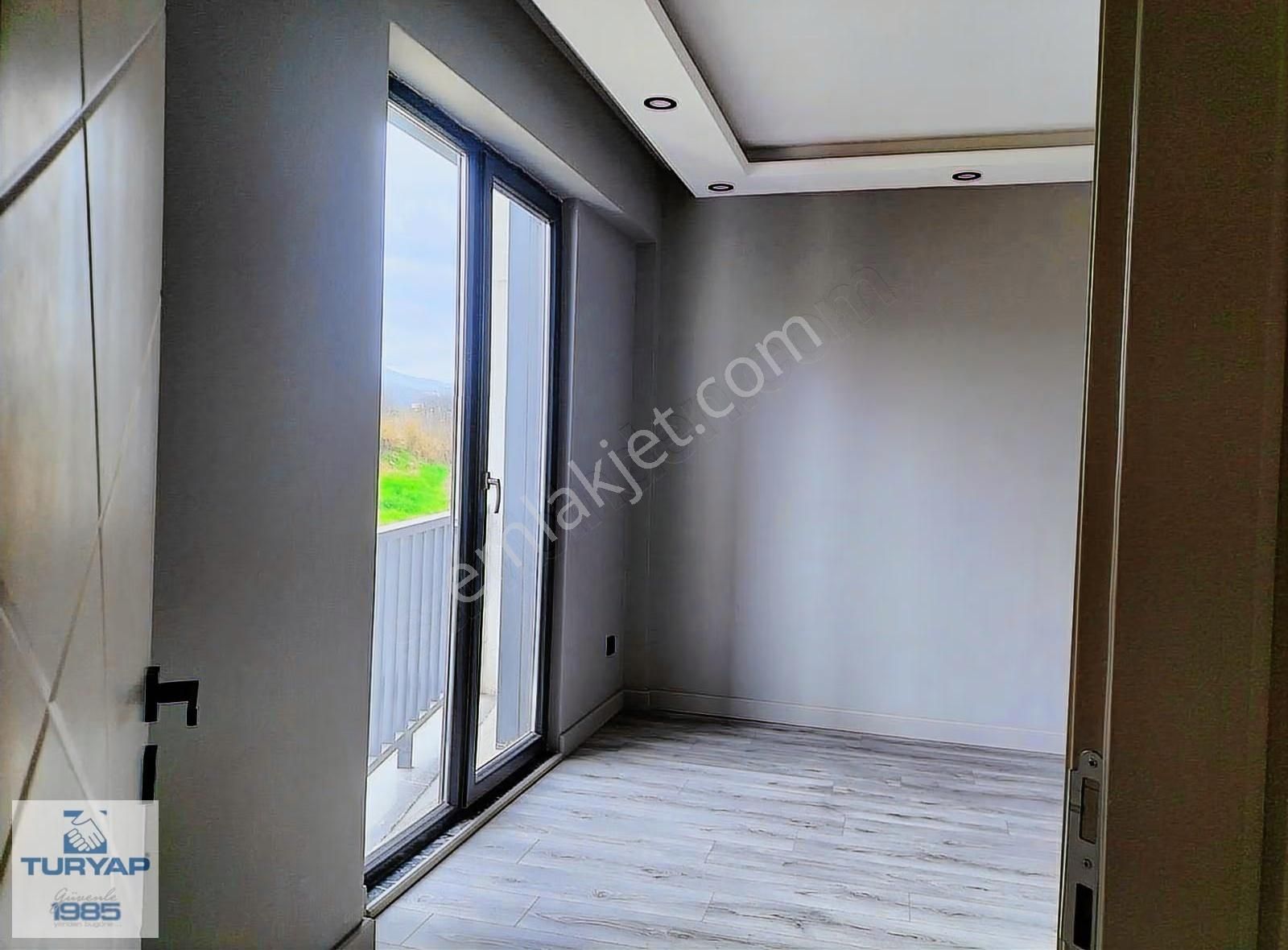 Yalova Kadıköy'de Fırsat 3+1 Daire - Görsel 23