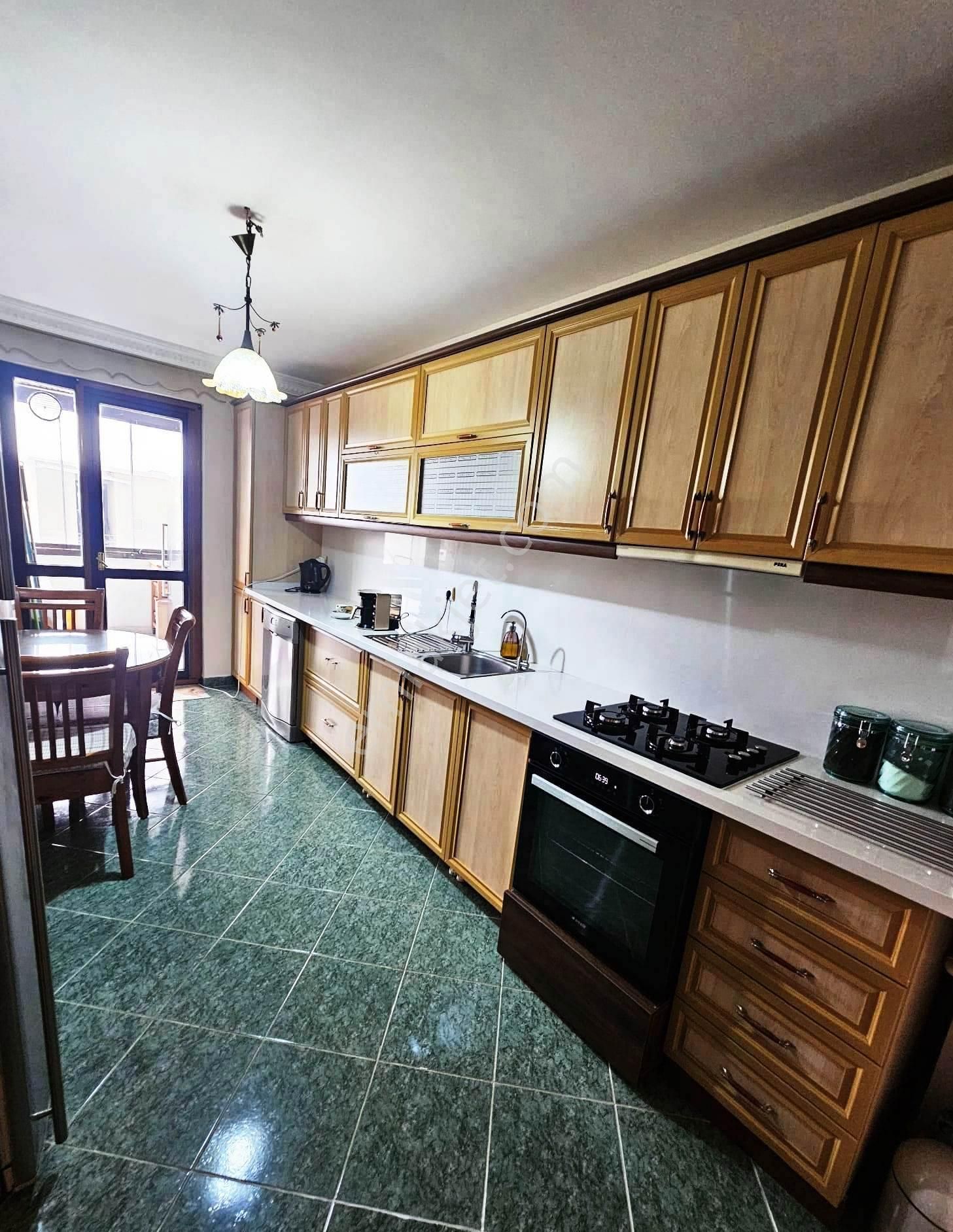 Cevizlidere Caddesine 1 Bina Mesafede 3+1 Satılık Daire - Görsel 14