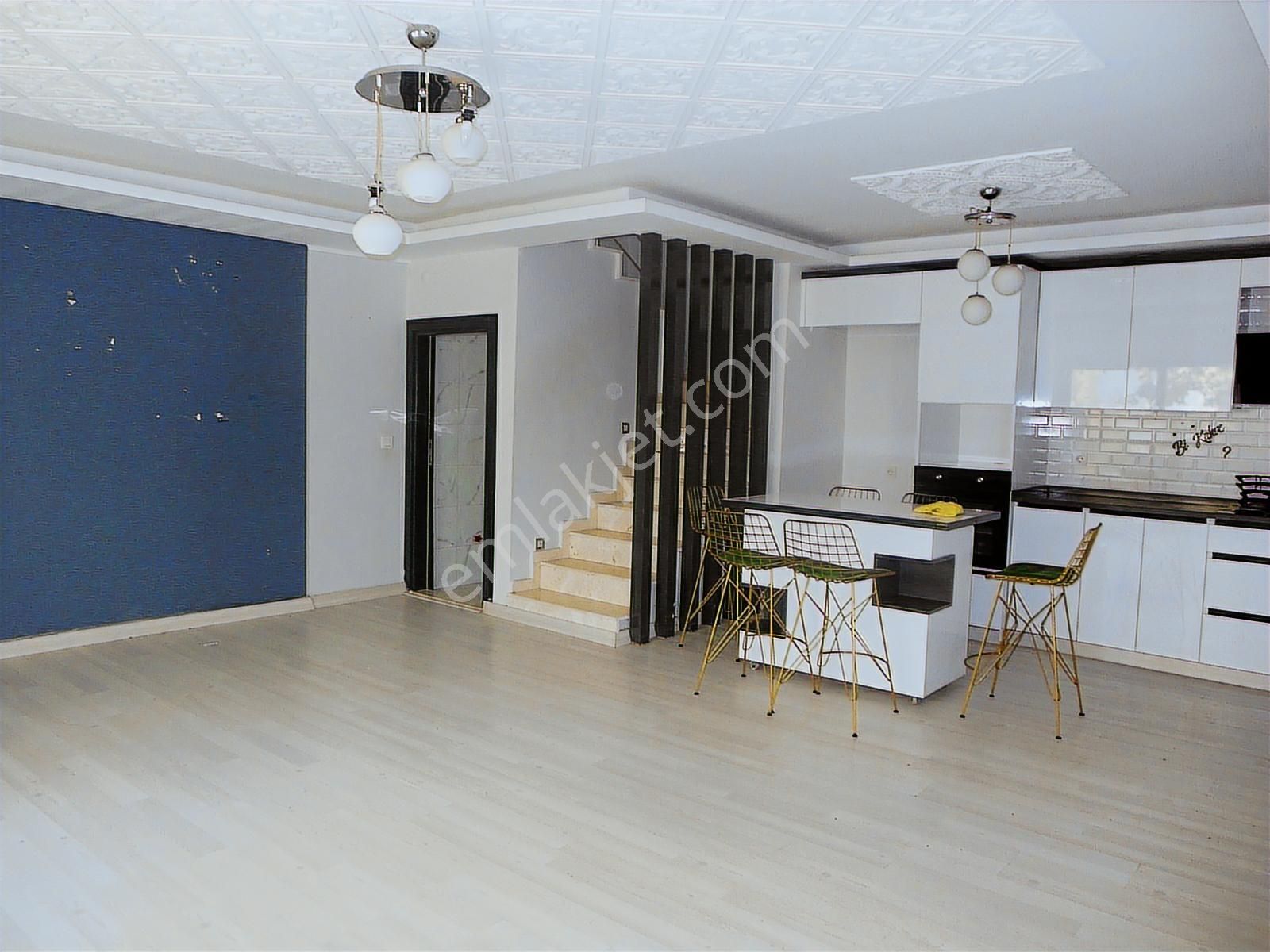 Bal Gayrimenkul-barbarosta Müstakil Girişli Muhteşem 4+1 Villa - Görsel 16