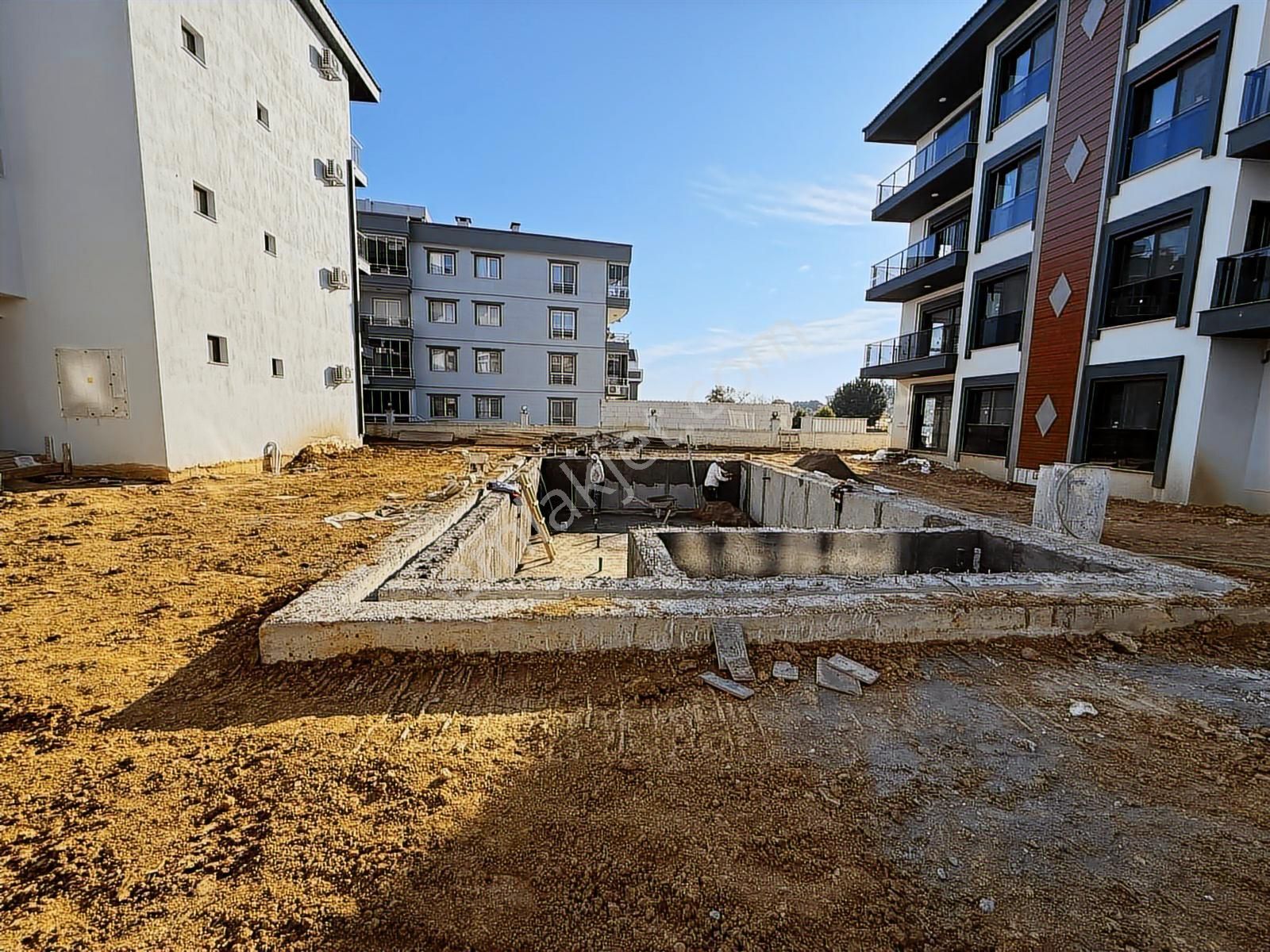 Bal Gayrimenkul- Altıntepede Havuzlu Site İçinde 3+1 Daire - Görsel 4