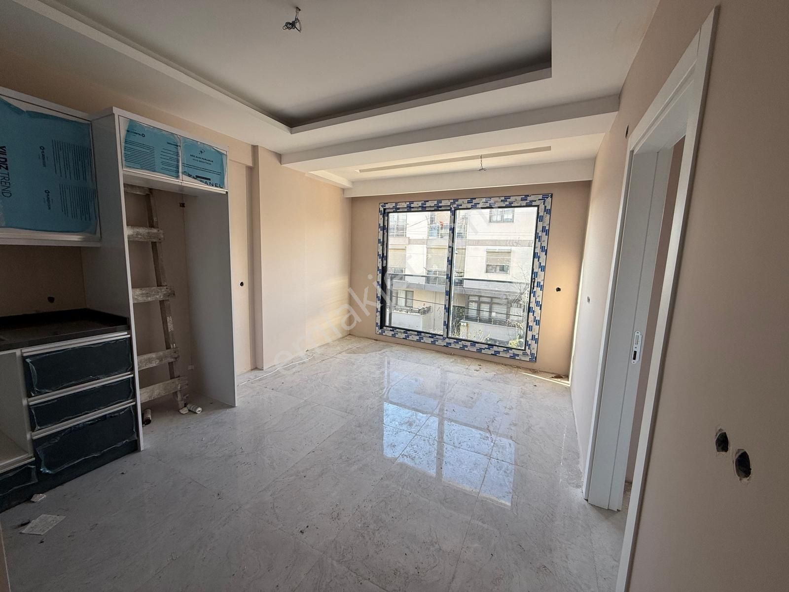 Bal Gayrimenkul- Görece Köy Girişinde Ana Yola Yakın 2+1 Daire