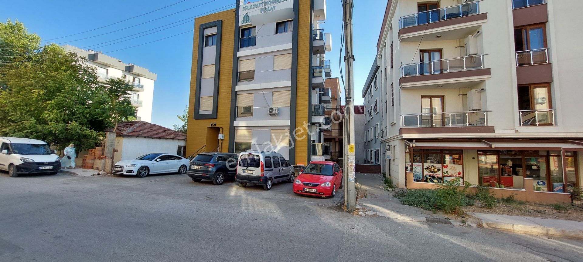 Atatürk Mah. Kampüse Yürüme Mesafesinde Full Eşyalı D.gazlı 2+1