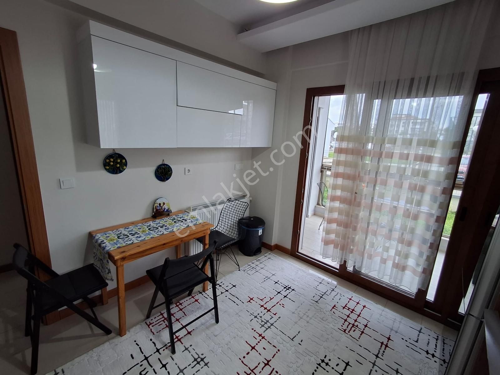 Bal Gayrimenkul-kemalpaşada Muhteşem Konumda Geniş 3+1 Daire - Görsel 8