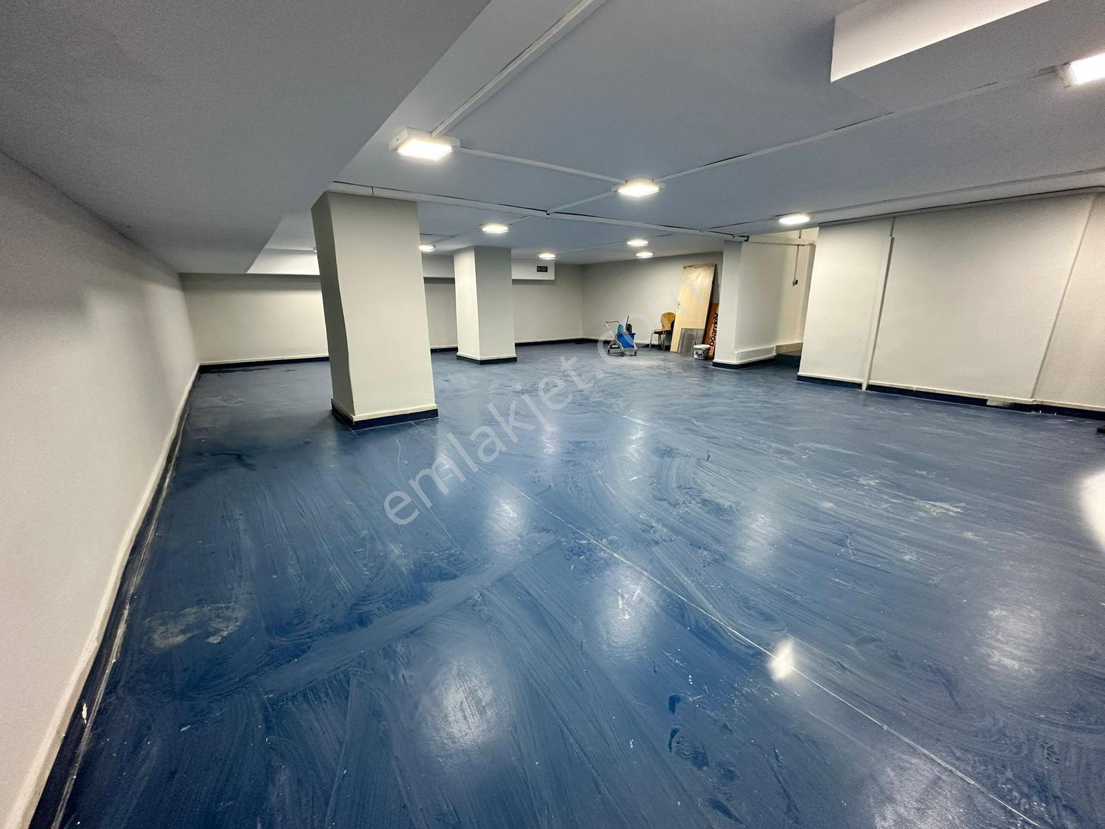 Üsküdar Merkezde Kdv Avantajlı, 160m² Geniş Kiralık Depo - Görsel 2