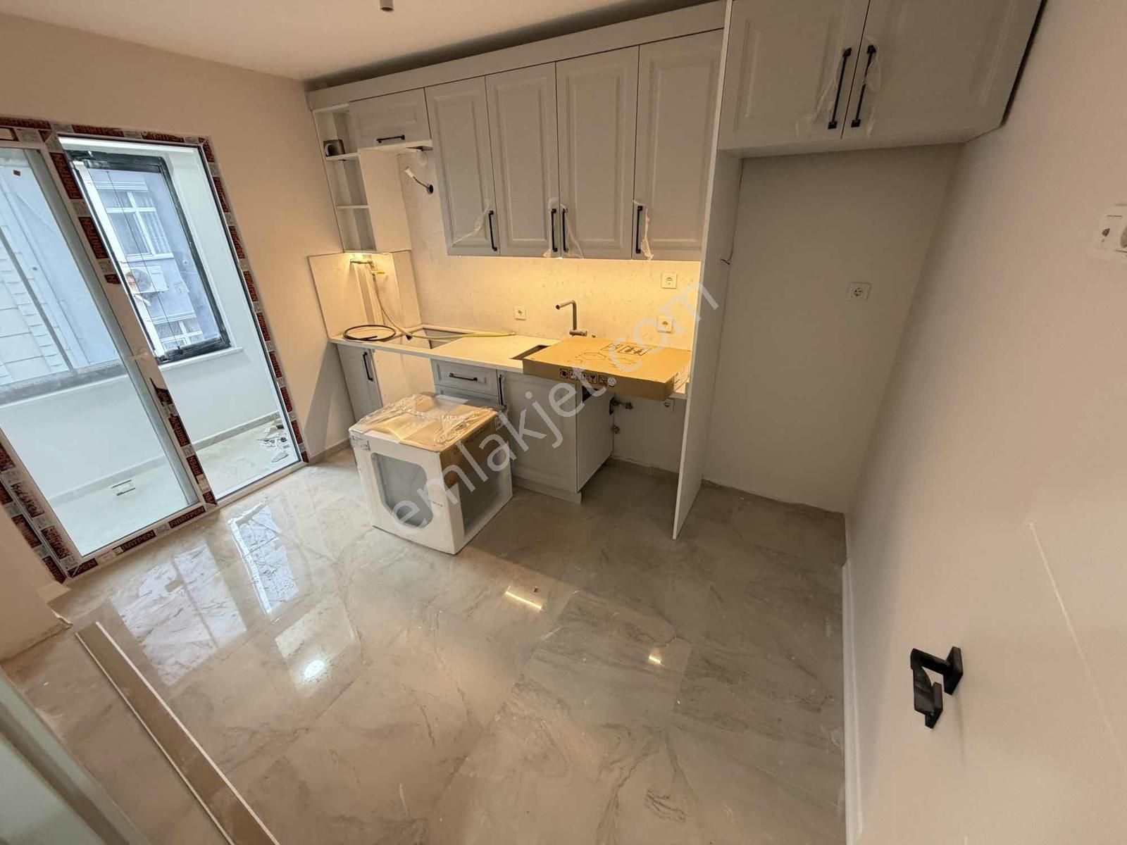 Cebeci Tramvaya Komşu 2+1 4.kat Sıfır Lüx Yerden Isıtmalı Daire