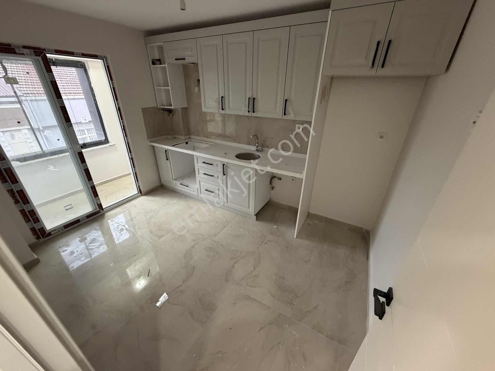 Cebeci Tramvaya Komşu 2+1 4.kat Sıfır Lüx Yerden Isıtmalı Daire - Görsel 4