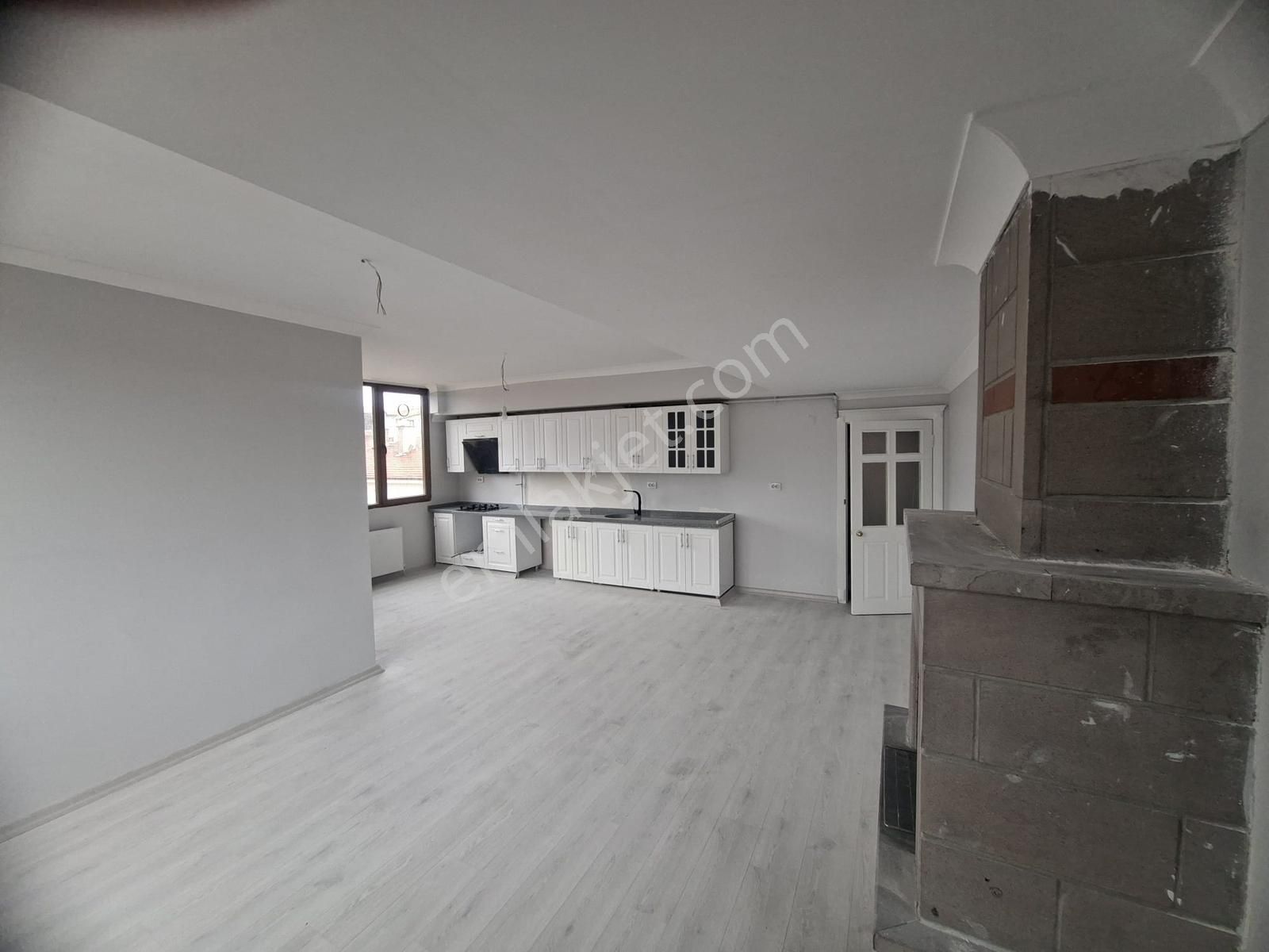 Çiçekli Mh.katta Ön Cephe 5+1 Fuul Yapıllı Lüx Kiralık - Görsel 14