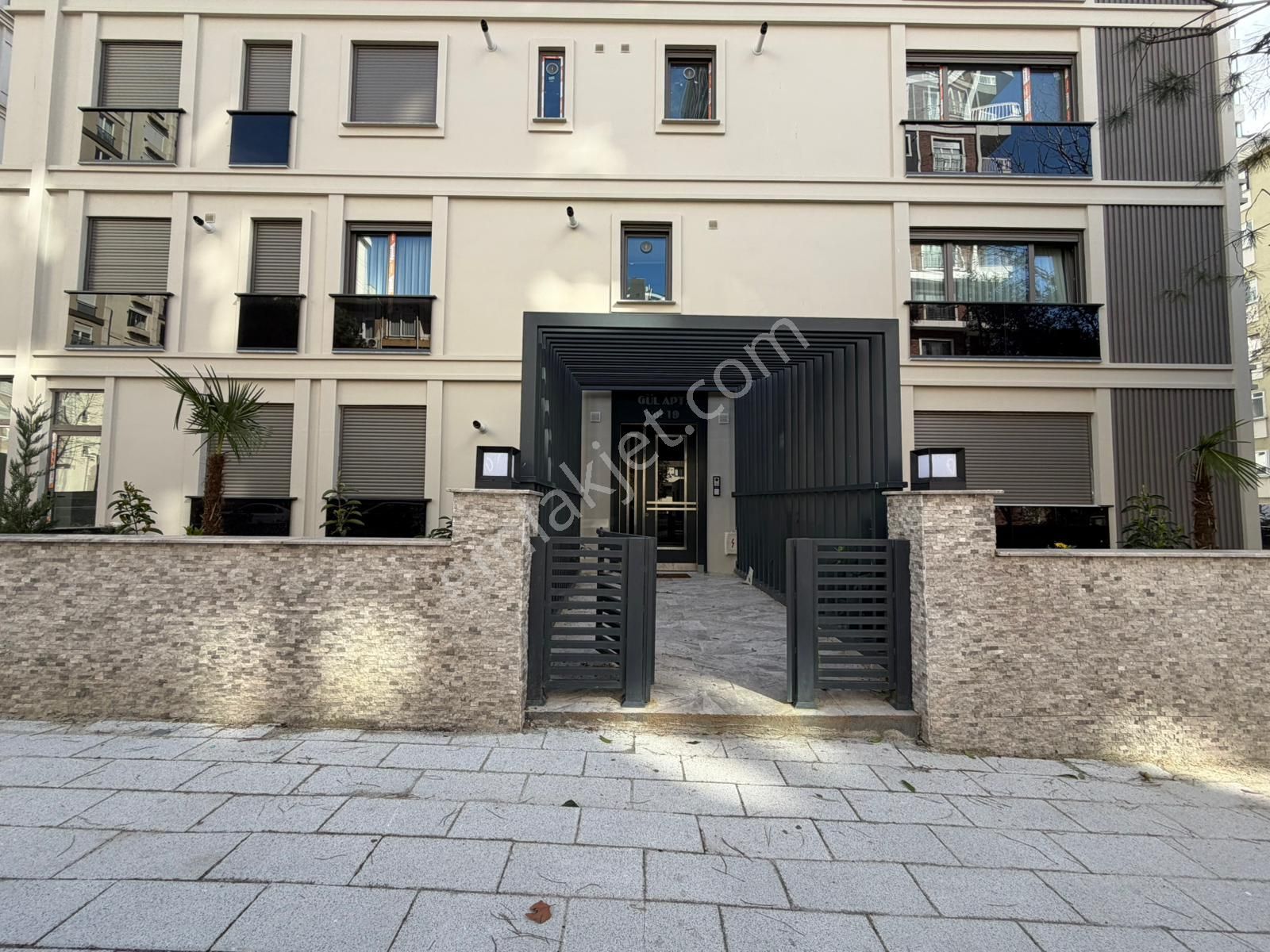 Plusofis Emlak Bostancı Levent Sokakta Satılık 1+1 Giriş Kat Daire - Görsel 14