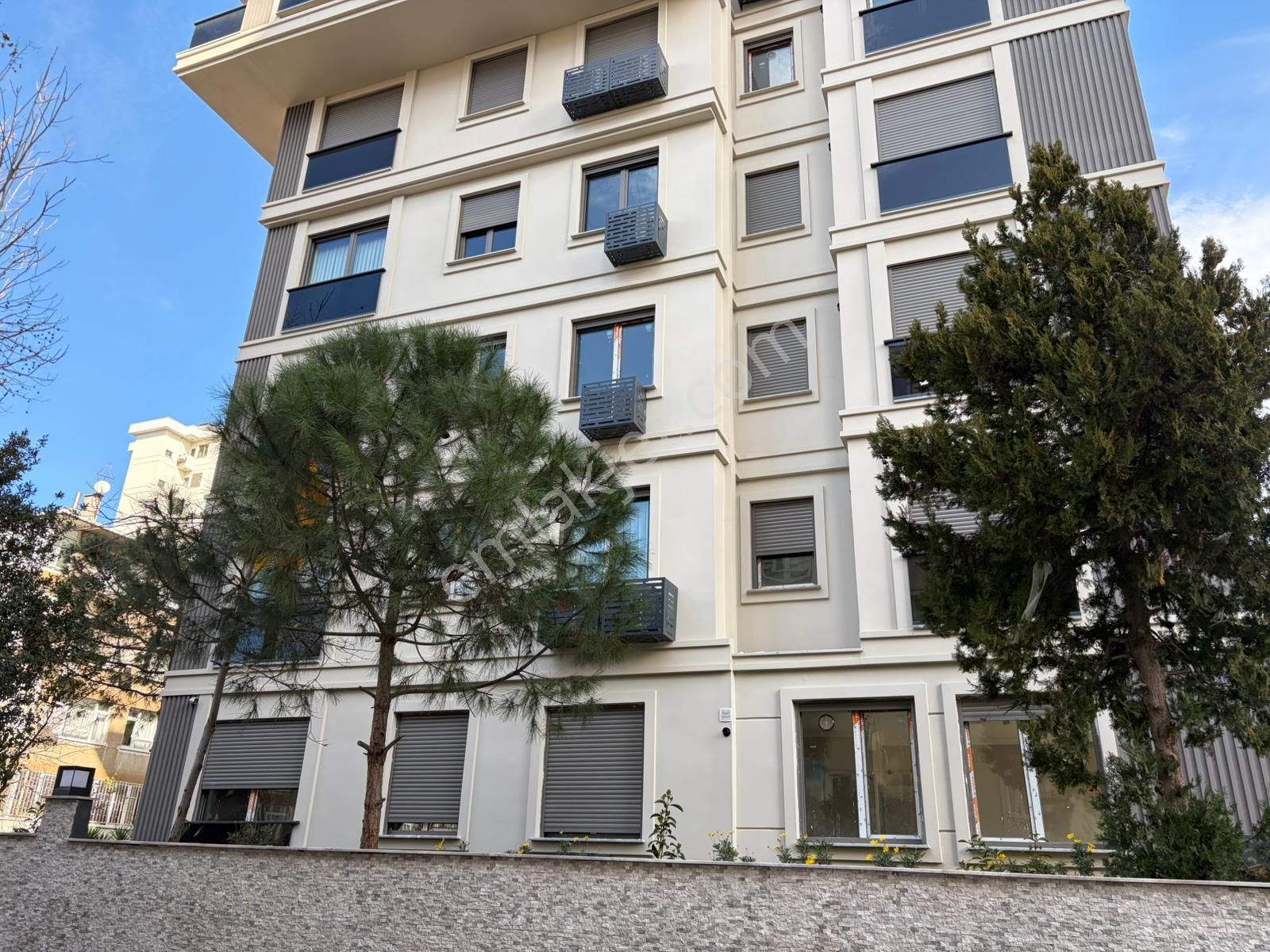 Plusofis Emlak Bostancı Levent Sokakta Satılık 1+1 Giriş Kat Daire - Görsel 18