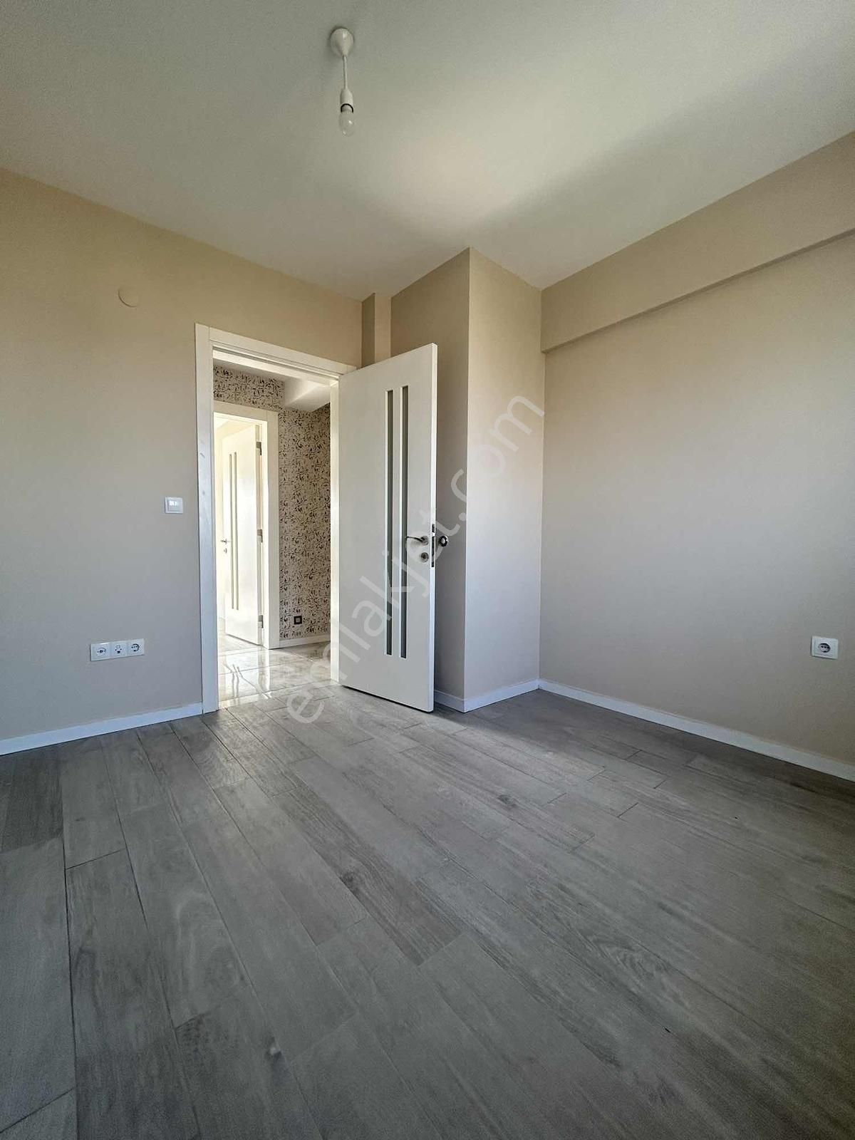 Gümüşçayda Kaymakamlığa Yakın Kiralık 3+1 Yeni Daire - Görsel 9