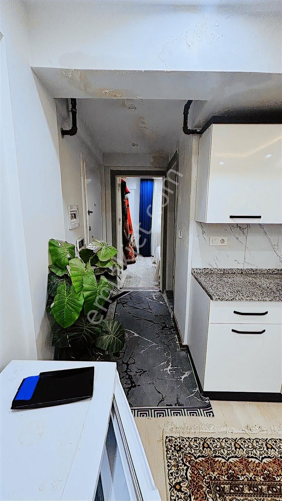 İncilipınarda Satılık Geniş Yüksek Zemın 1+1 Apart - Görsel 31
