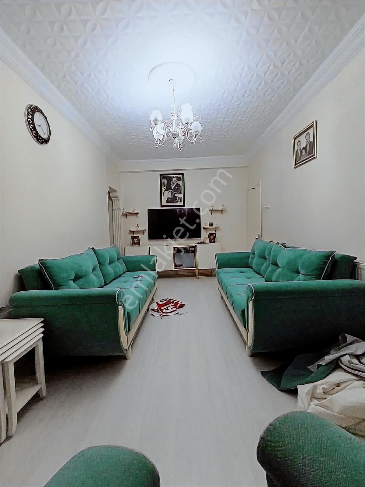 Tranvay Yanıbaşında Fuul Eşyalı Kombili 3+1 Kiralık Daire - Görsel 9