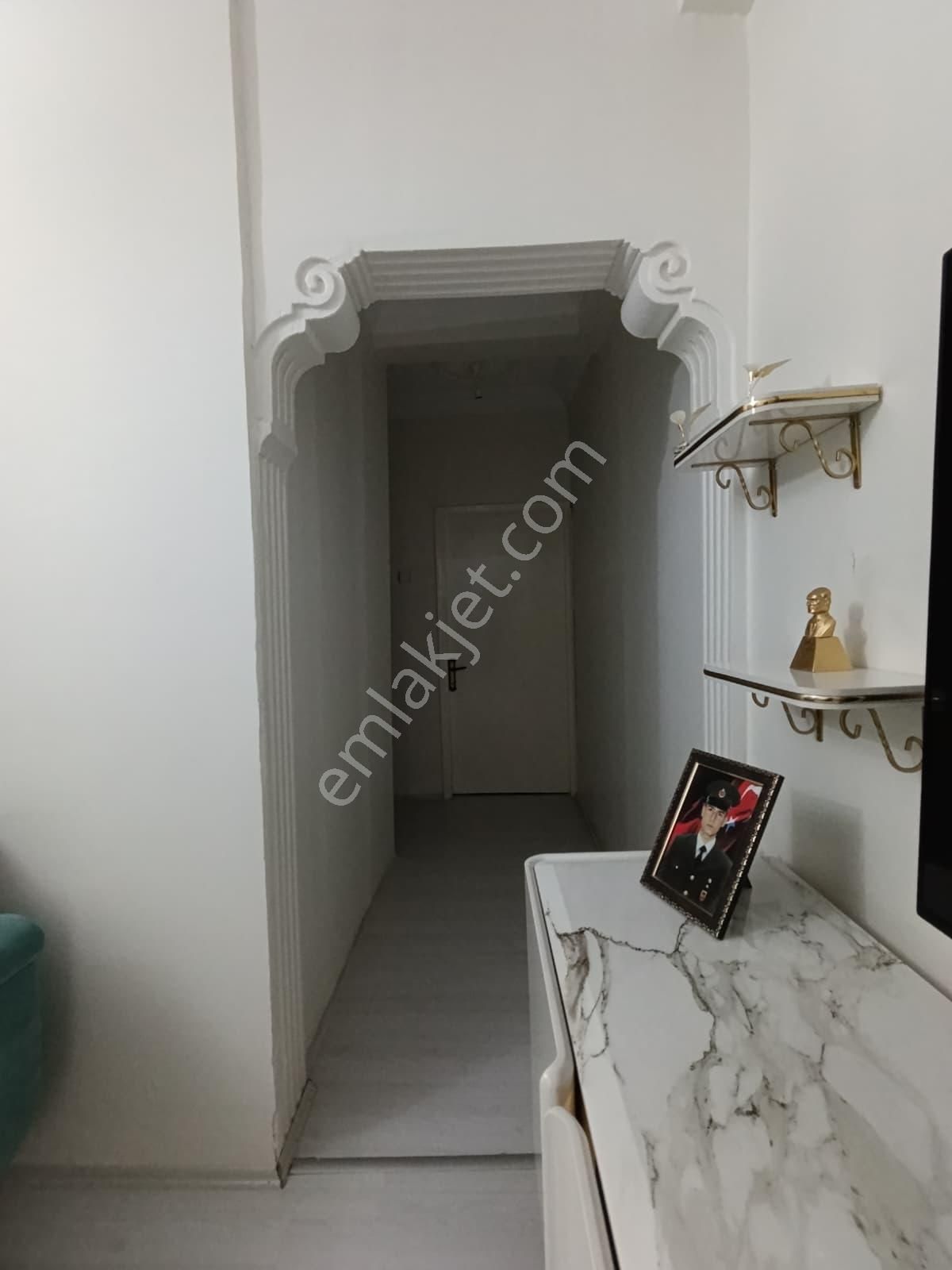 Tranvay Yanıbaşında Fuul Eşyalı Kombili 3+1 Kiralık Daire - Görsel 11