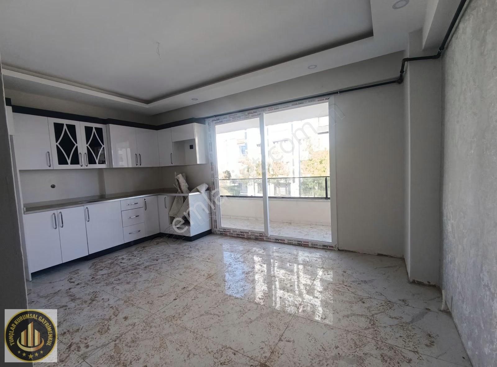 Bağcılar Zümrüt Kent Aydın Yapı Da Sıfır 2+1 Acil Satılık Daire - Görsel 3