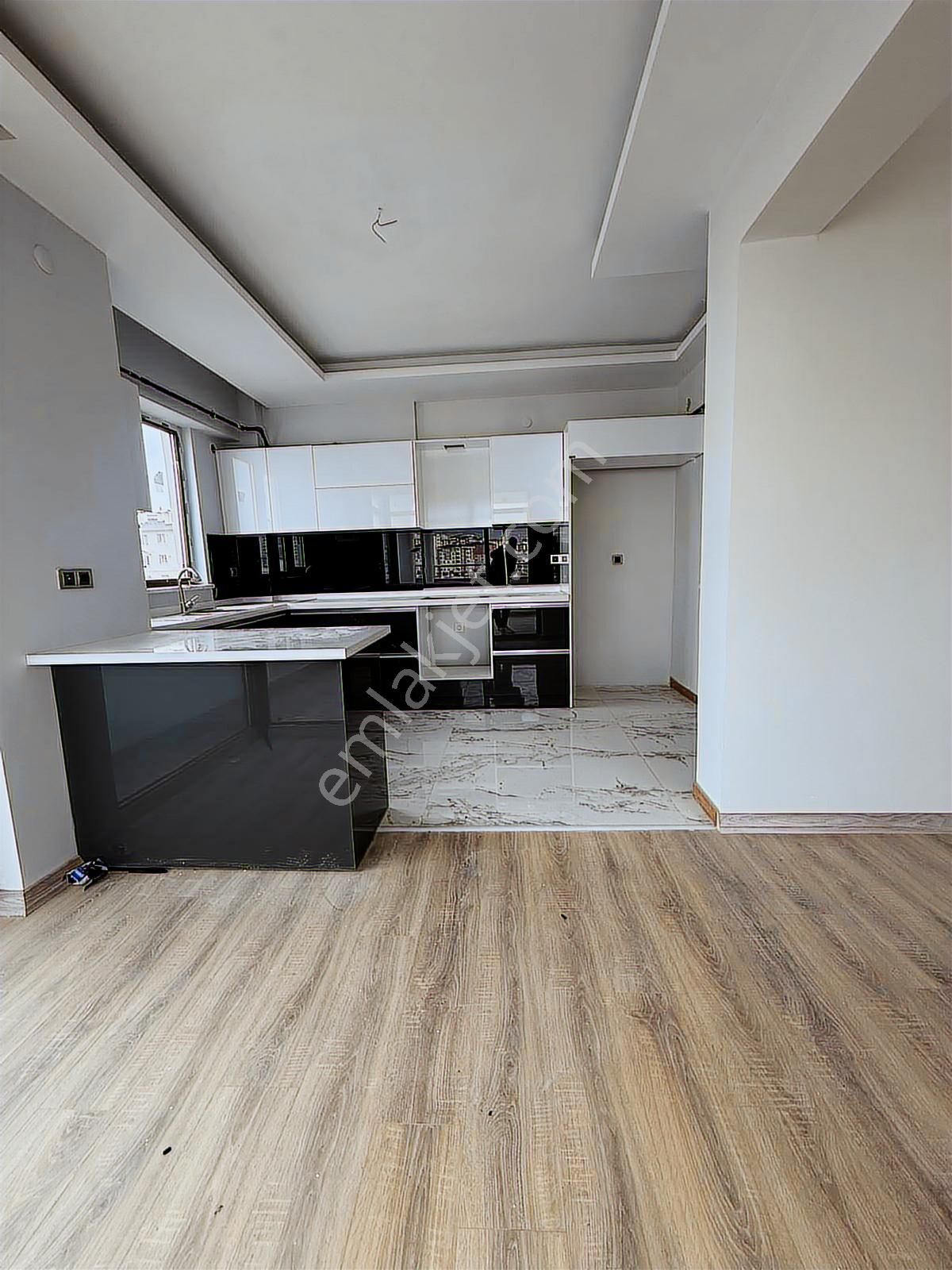 Ertugrulgazi De 3+1 Giyinme Odalı Harikalık Ön Plan - Görsel 31