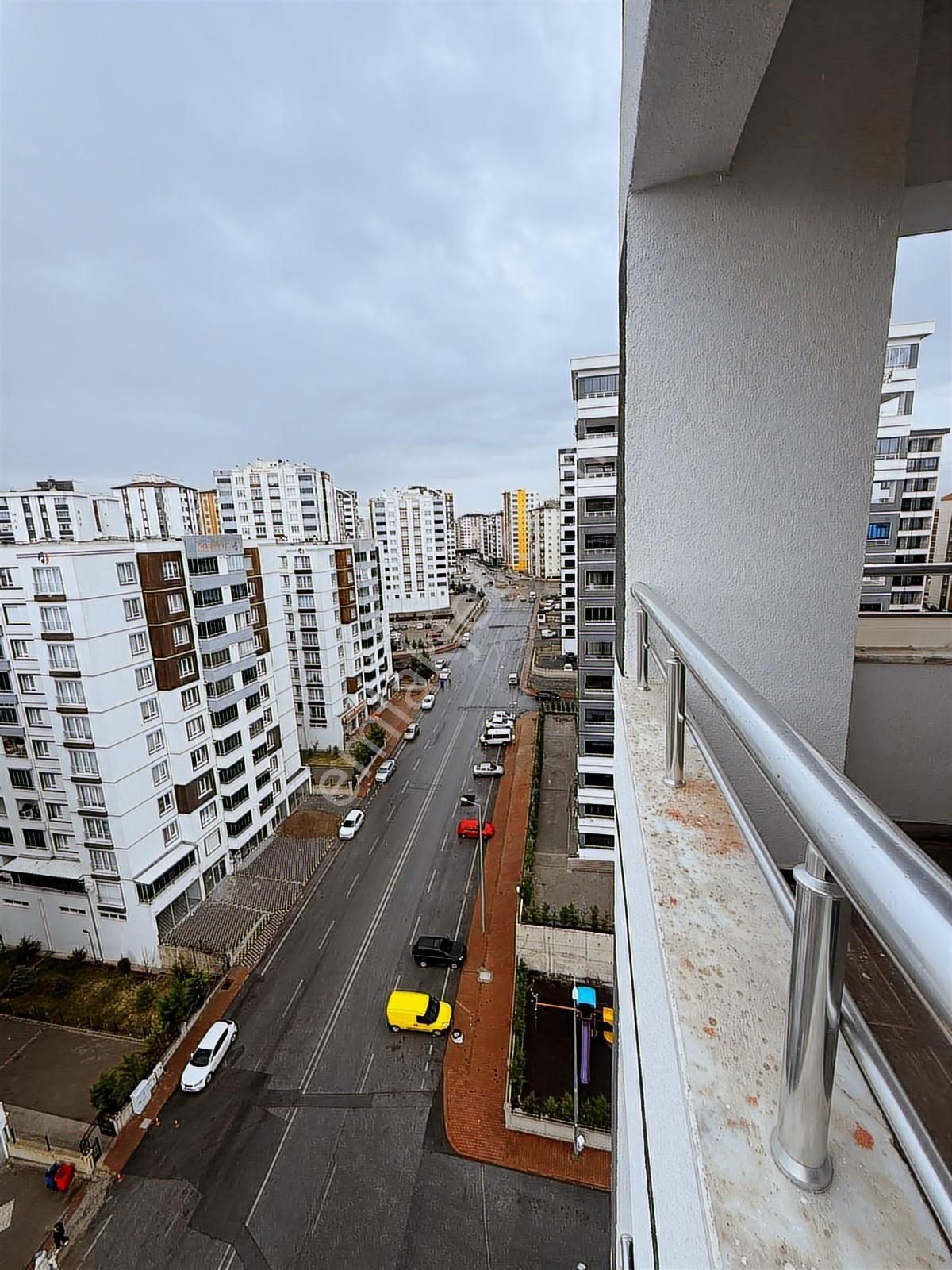 Ertugrulgazi De 3+1 Giyinme Odalı Harikalık Ön Plan - Görsel 9