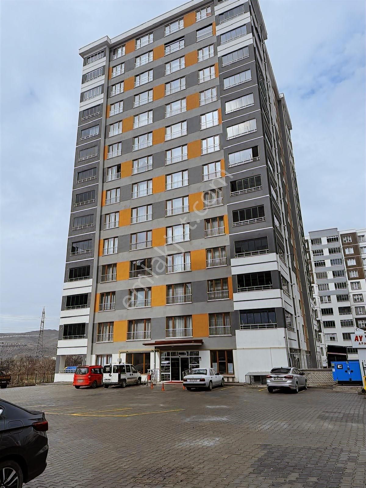 Ertugrulgazi De 3+1 Giyinme Odalı Harikalık Ön Plan - Görsel 34