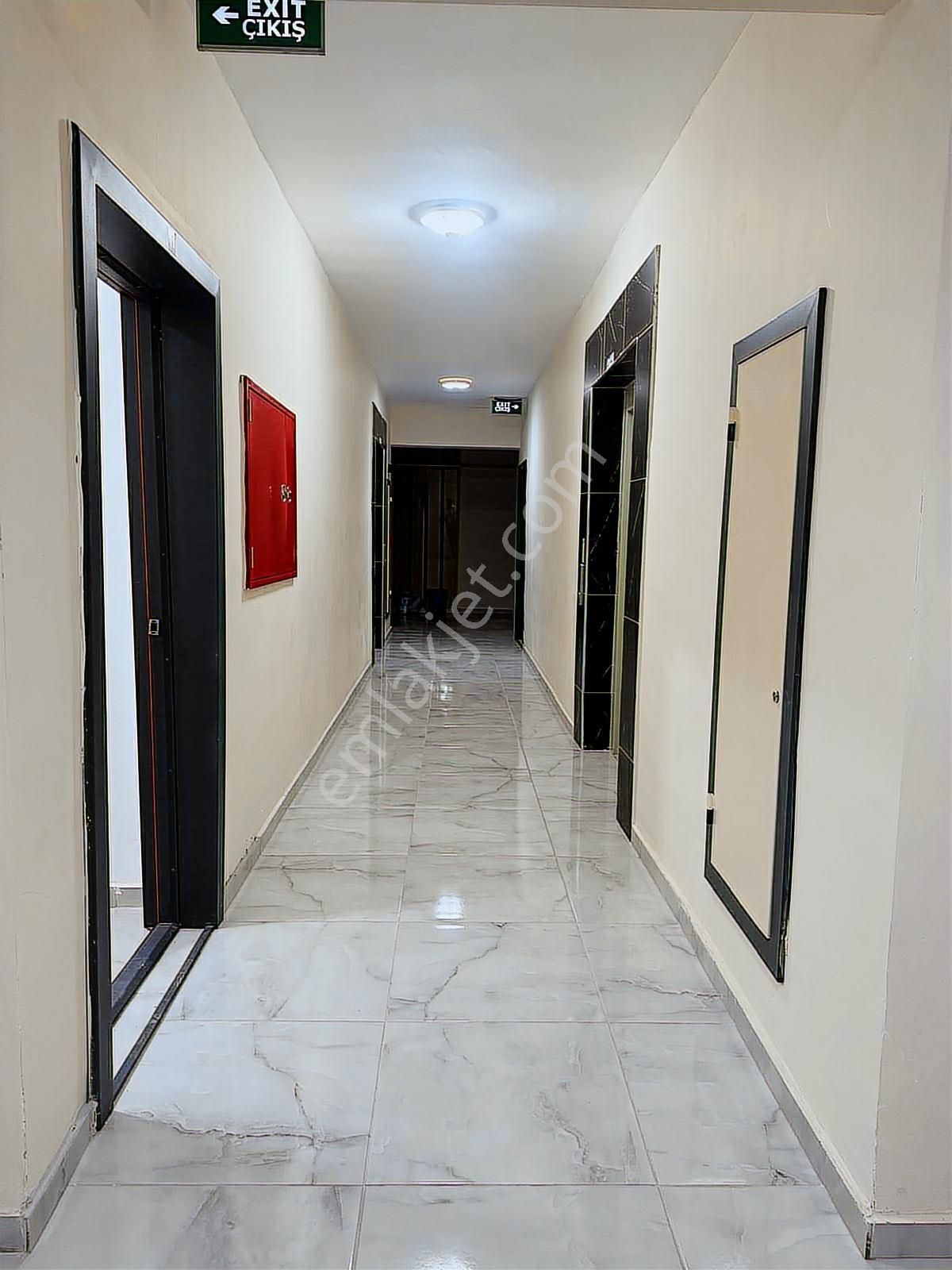 Ertugrulgazi De 3+1 Giyinme Odalı Harikalık Ön Plan - Görsel 8