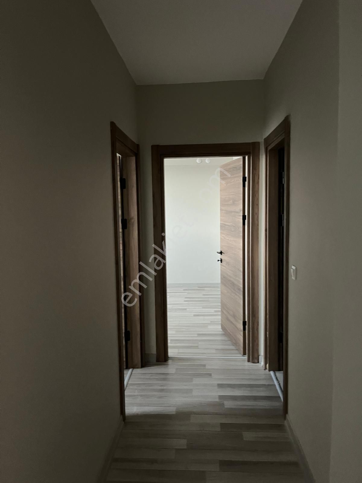 Eryaman Yeşilova Lokasyonda Ofis Veya Konut Olabilir Kiralık 2+1 Daire - Görsel 9